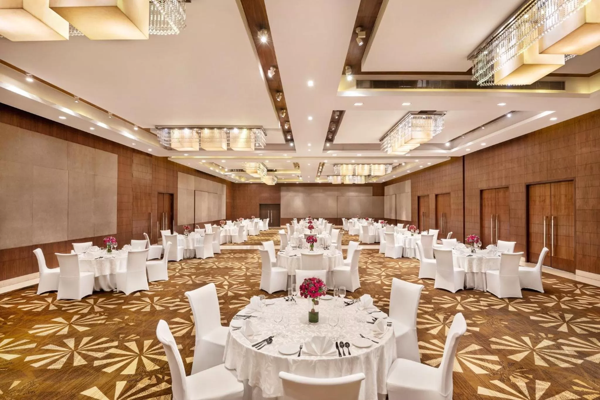 Banquet/Function facilities in Crowne Plaza Greater Noida by IHG