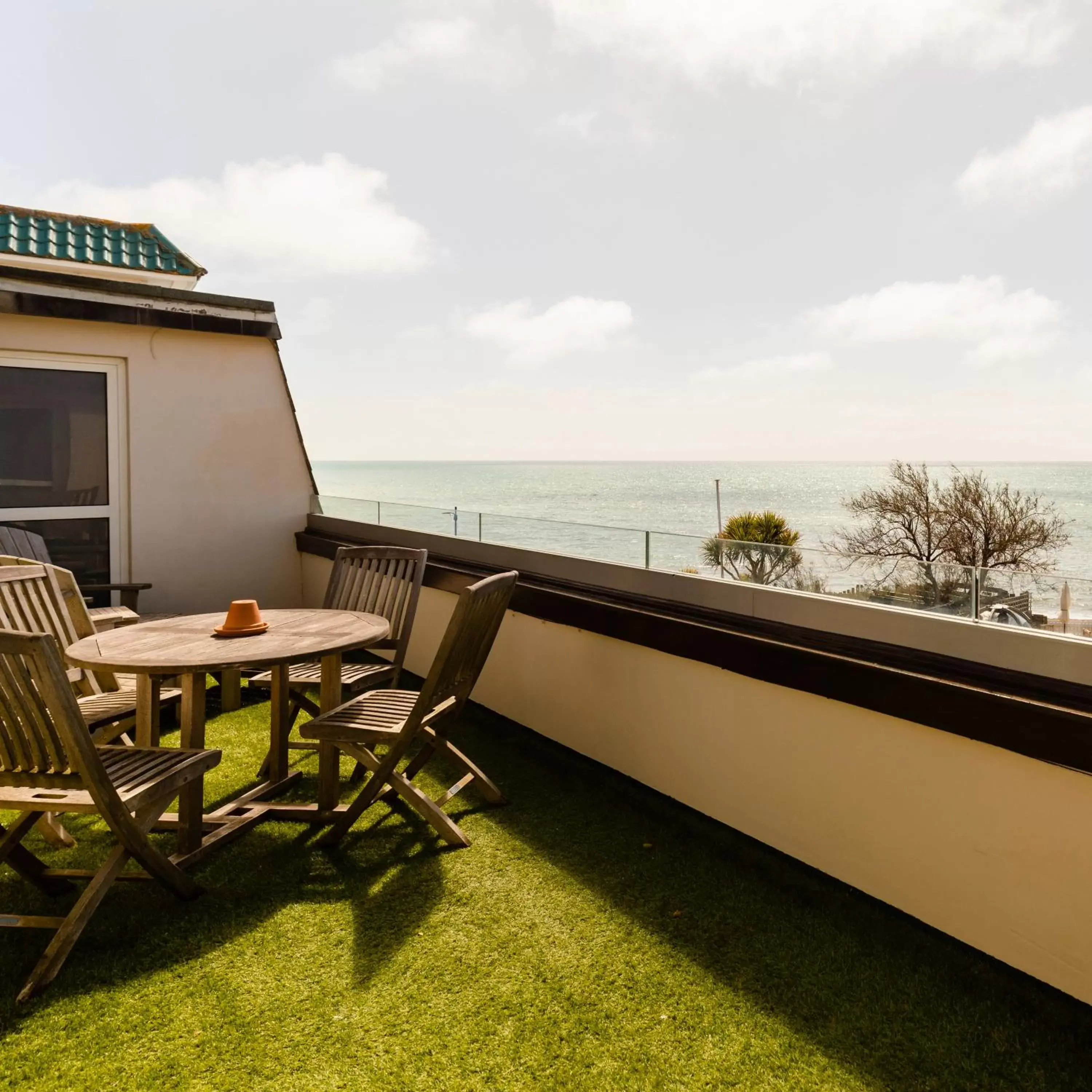 Balcony/Terrace in The Beachcroft Hotel, BW Signature Collection