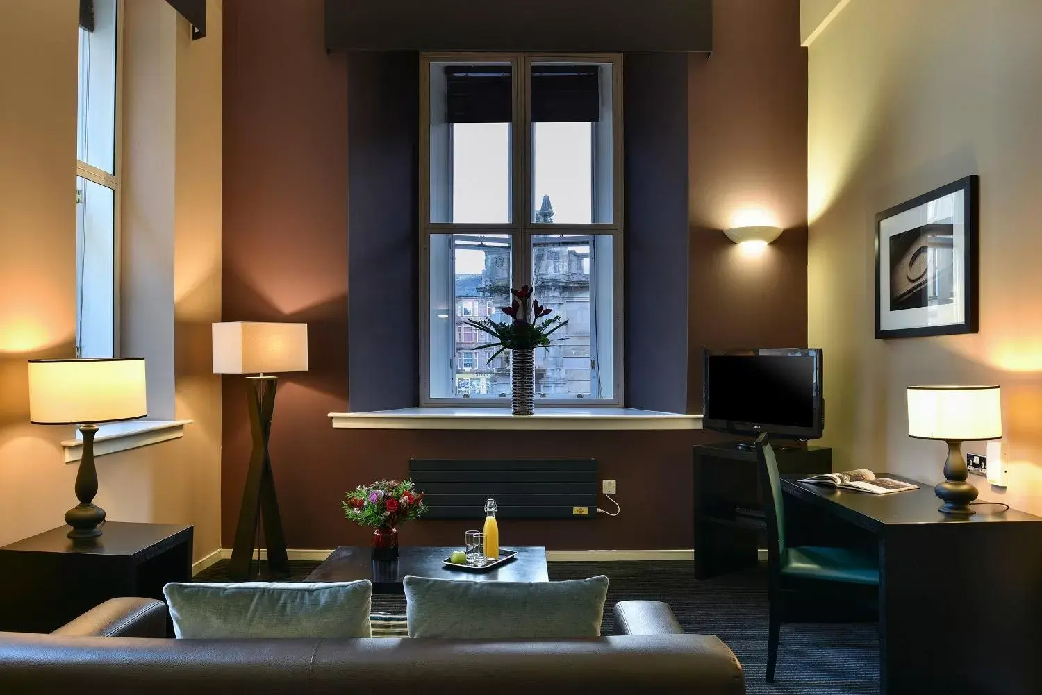 Living room, Restaurant/Places to Eat in Fraser Suites Glasgow