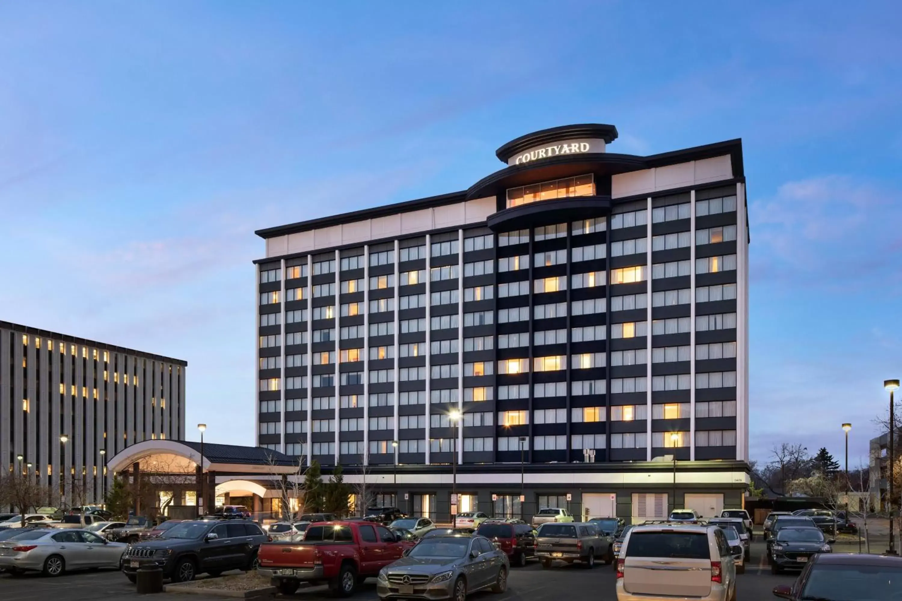 Property Building in Courtyard by Marriott Denver Cherry Creek