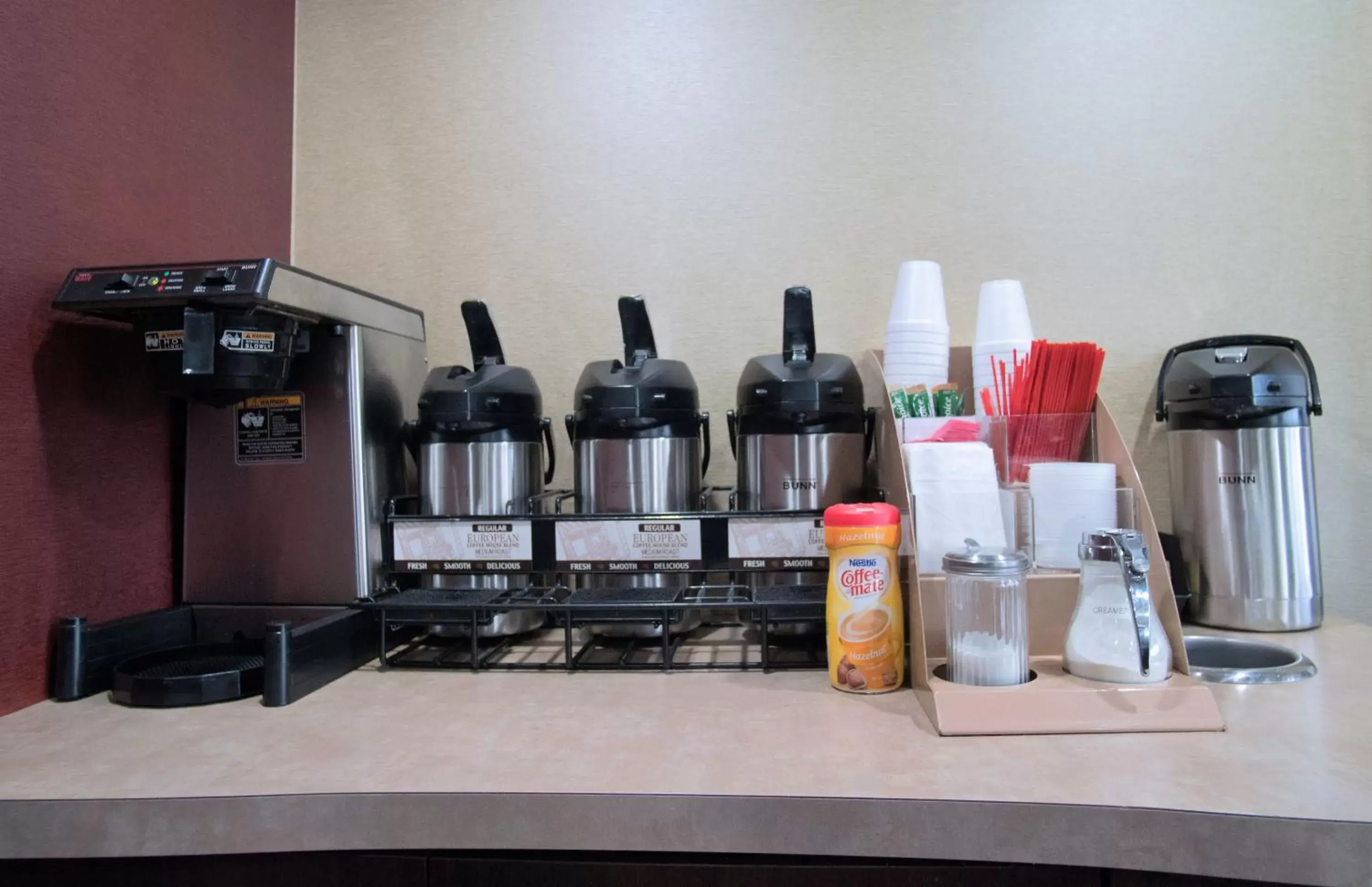 Other, Coffee/Tea Facilities in Red Roof Inn Kalamazoo West - Western Michigan U