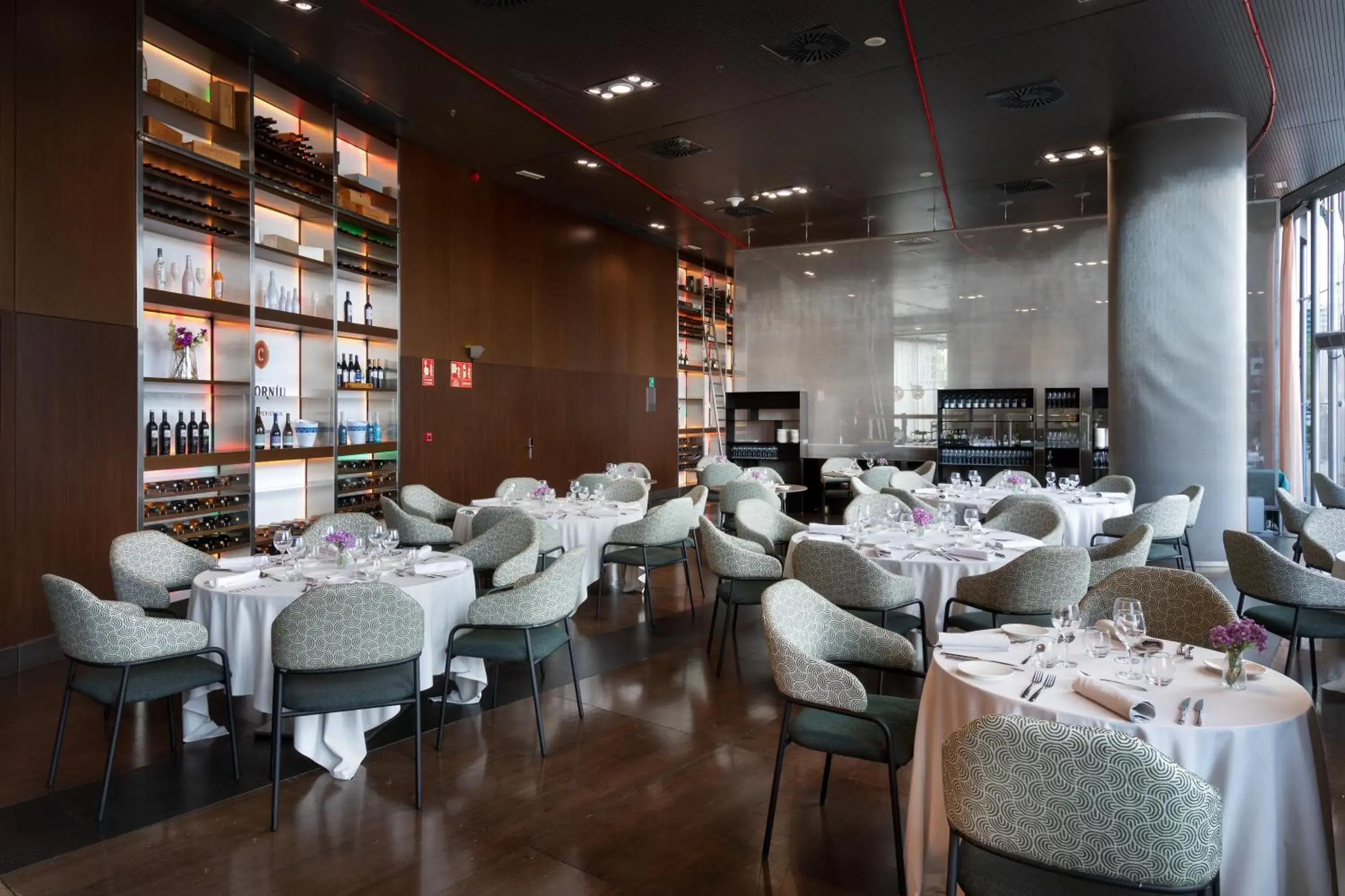 Restaurant/places to eat in Alexandre Fira Congress Restaurant/places to eat in Alexandre Fira Congress