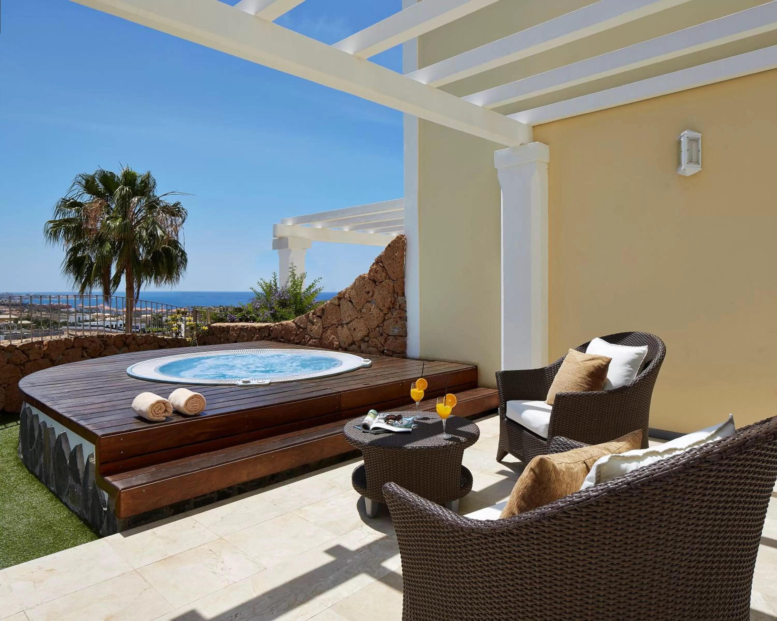 Day in Hotel Suite Villa Maria