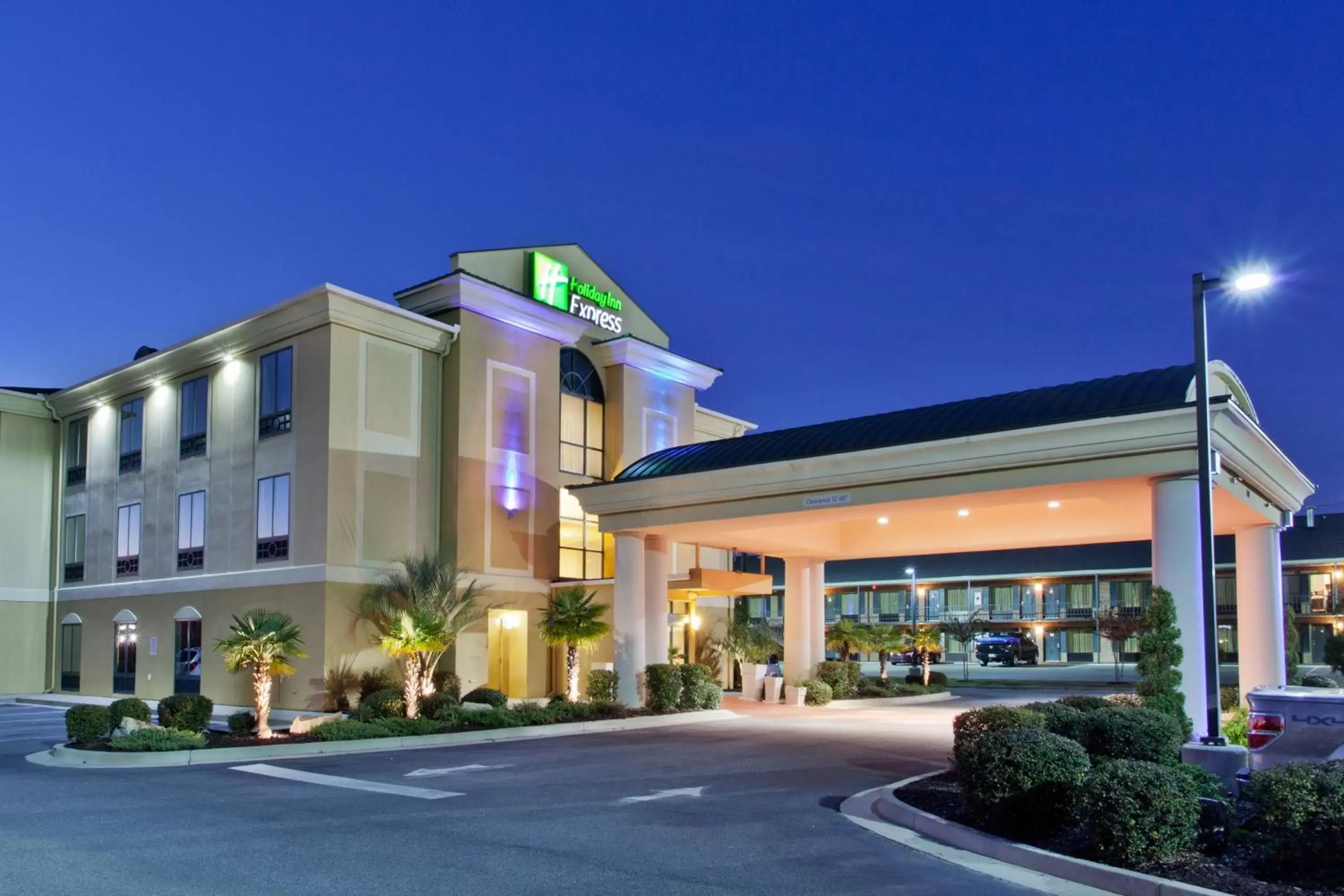 Property Building in Holiday Inn Express Hotel & Suites Cordele North, an IHG Hotel