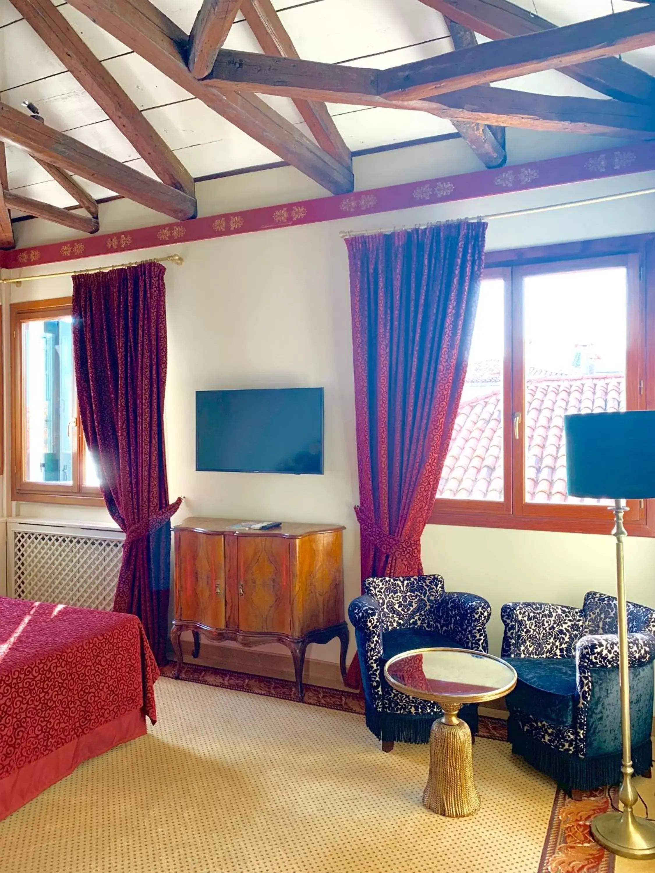 Double or Twin Room with Partial Canal View - Top Floor in Hotel La Calcina Double or Twin Room with Partial Canal View - Top Floor in Hotel La Calcina