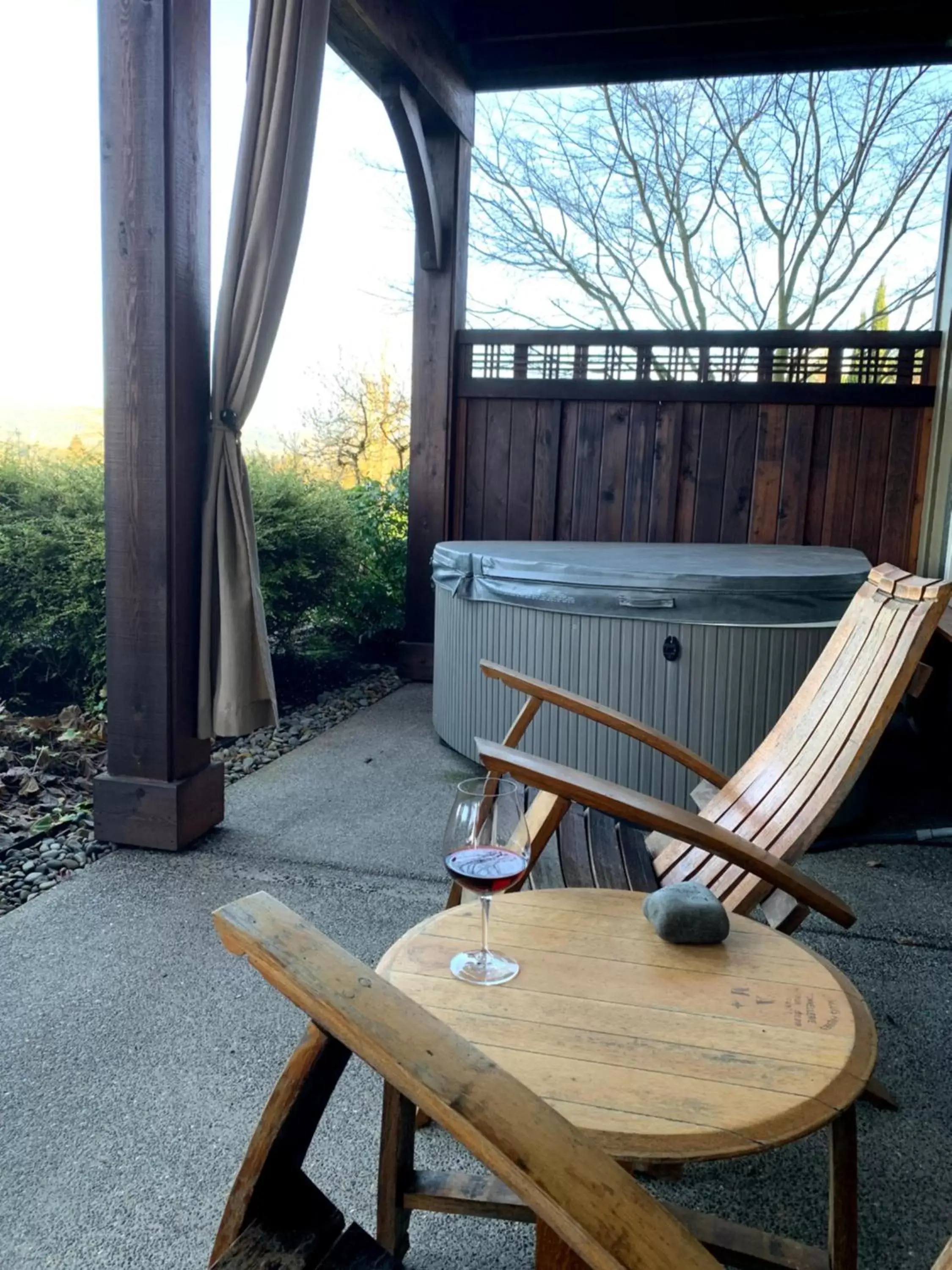 Patio in The Setting Inn Willamette Valley