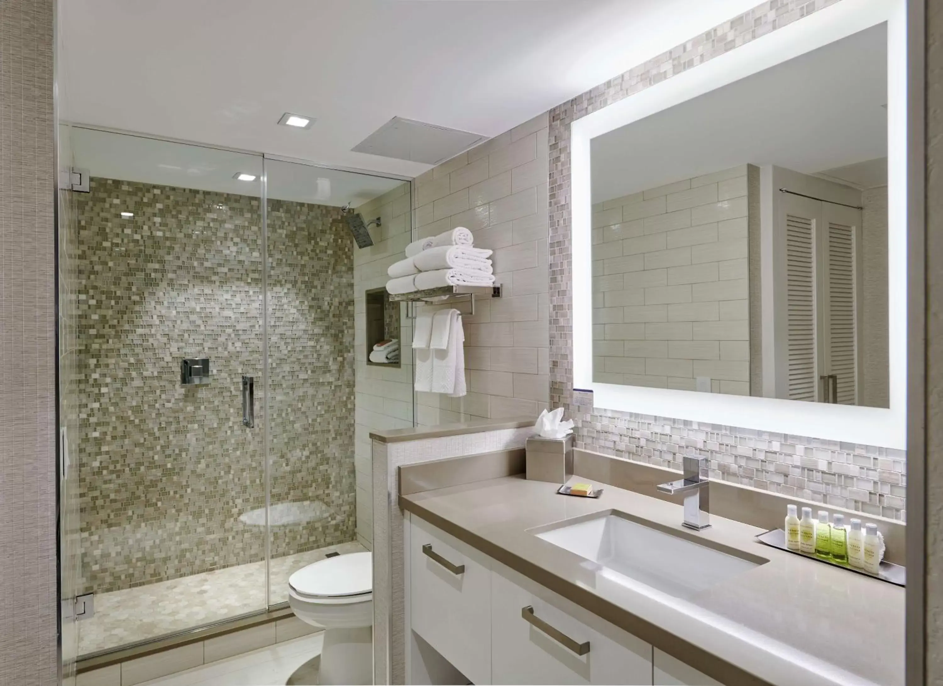 Bathroom in Bahia Mar Fort Lauderdale Beach - DoubleTree by Hilton