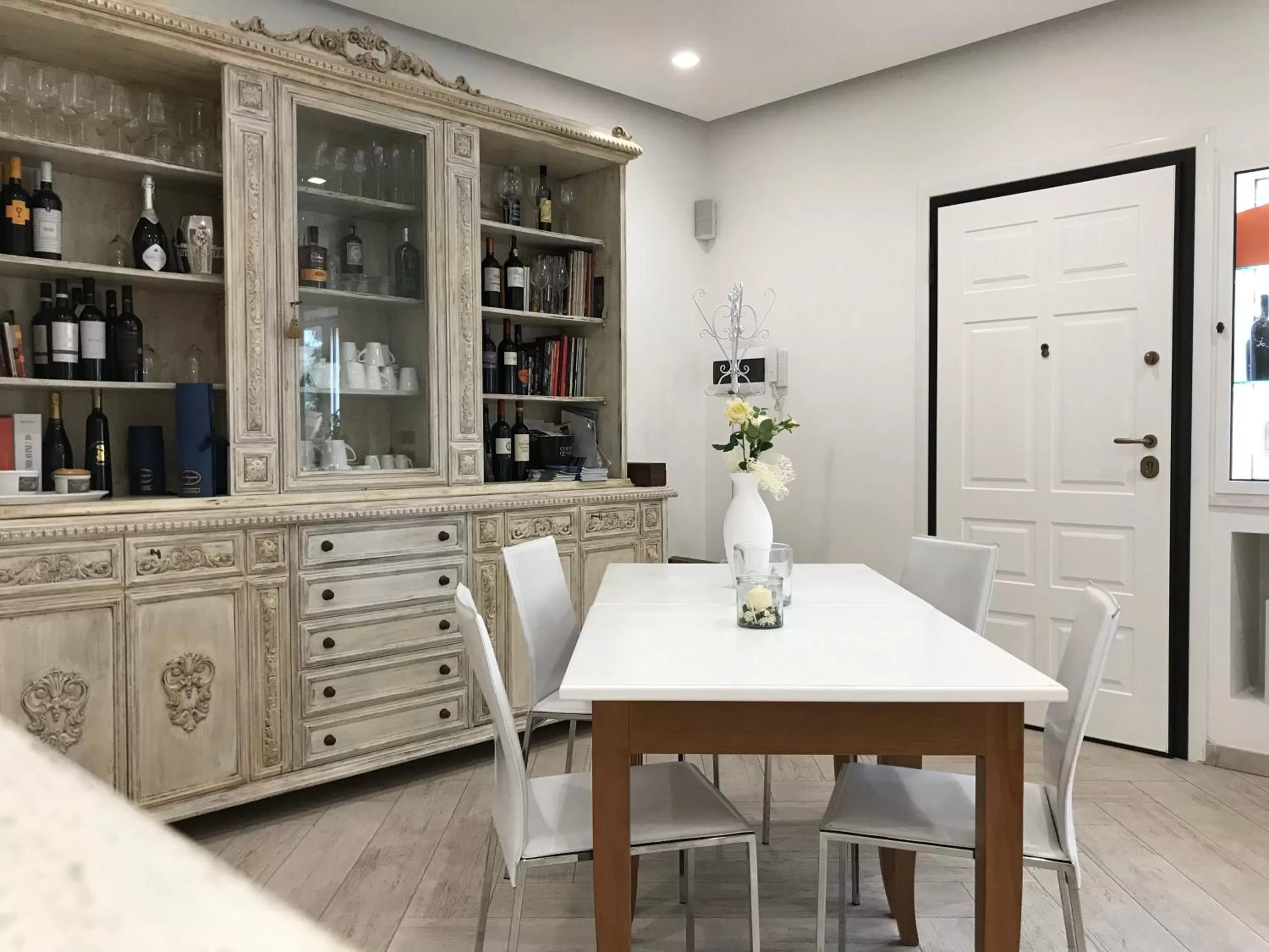 Restaurant/places to eat in Bed and Breakfast Sun Wine