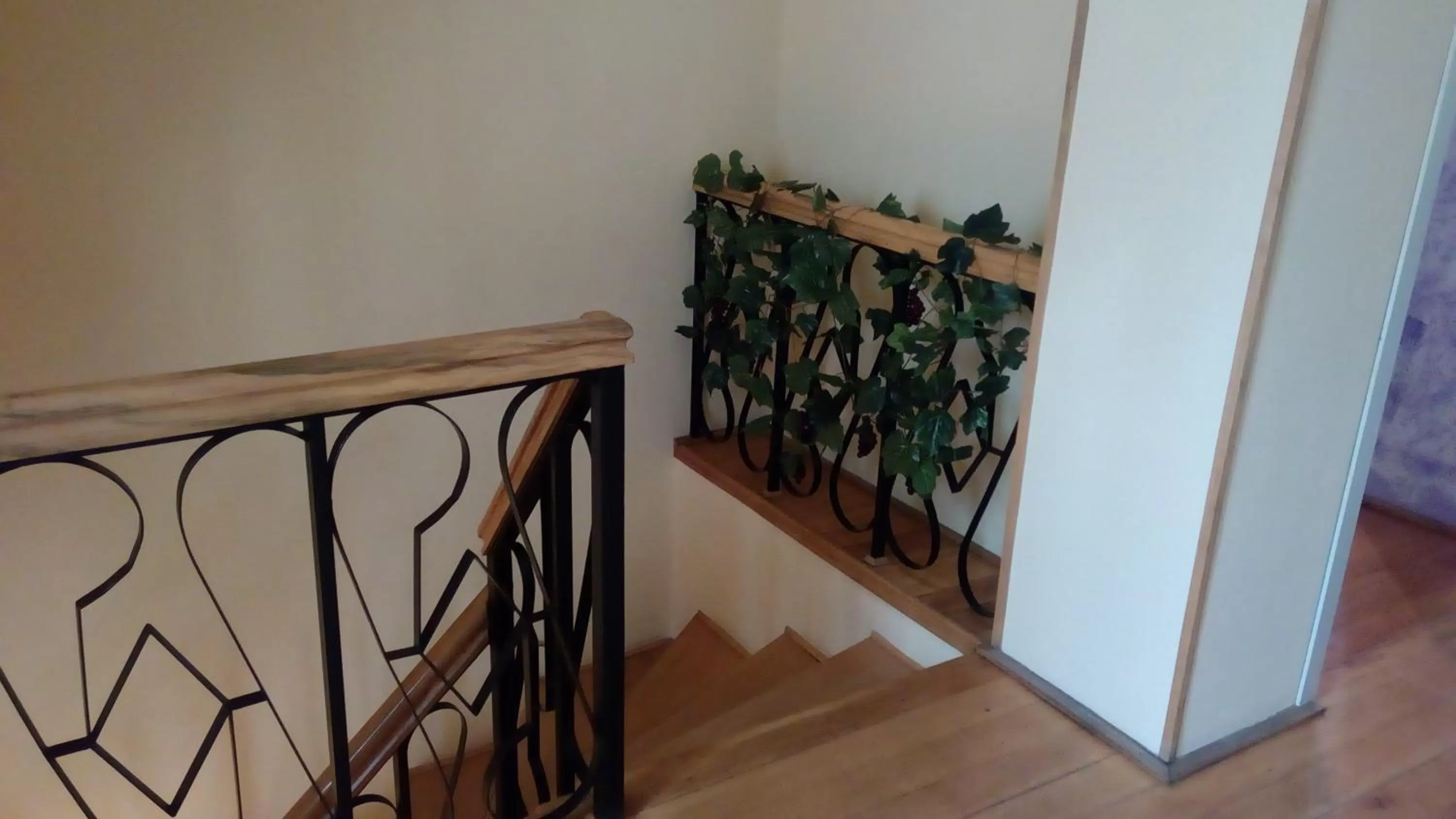 Decorative detail in Hotel Isani