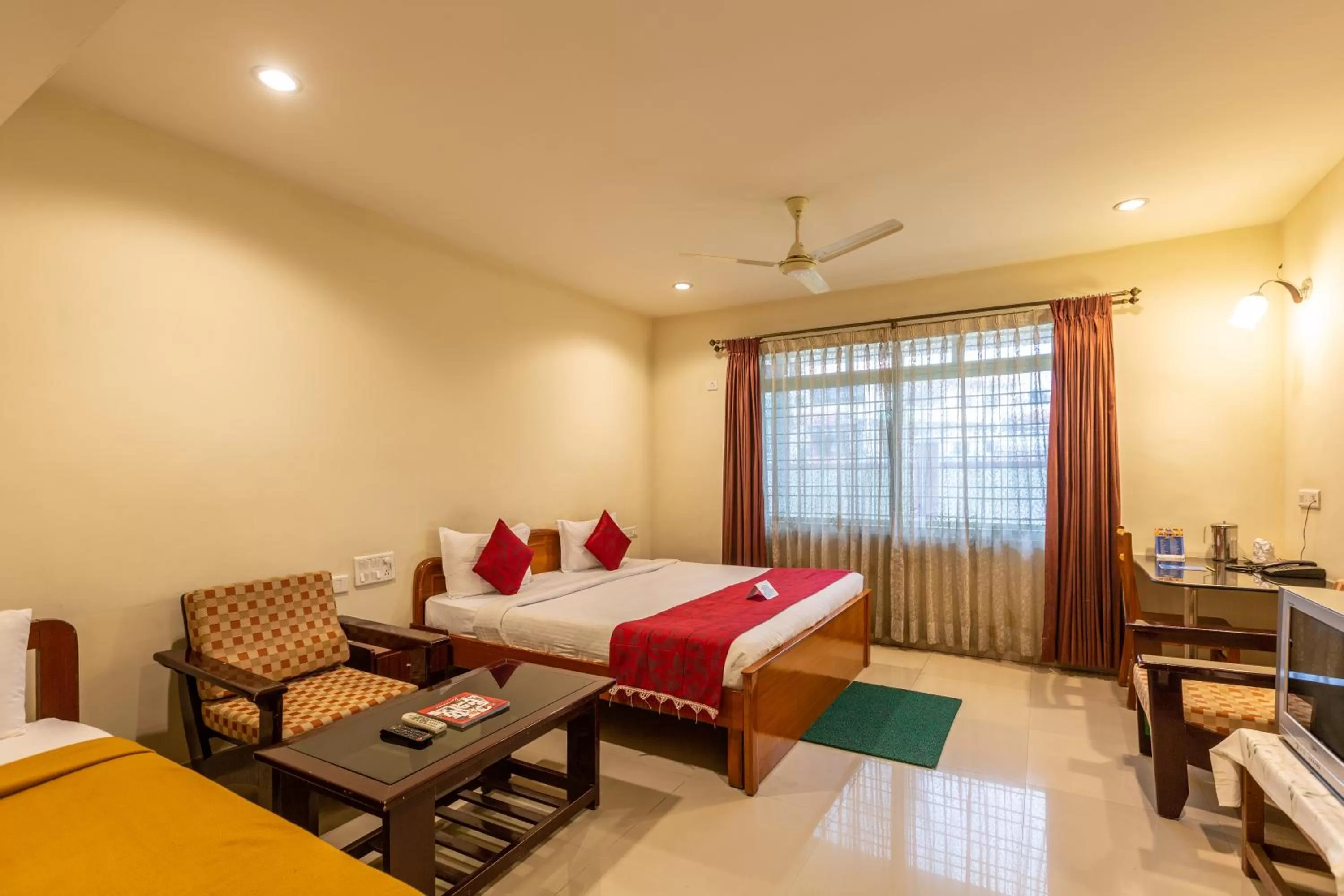 Bedroom, Bed in KSTDC Hotel Mayura Velapuri Belur