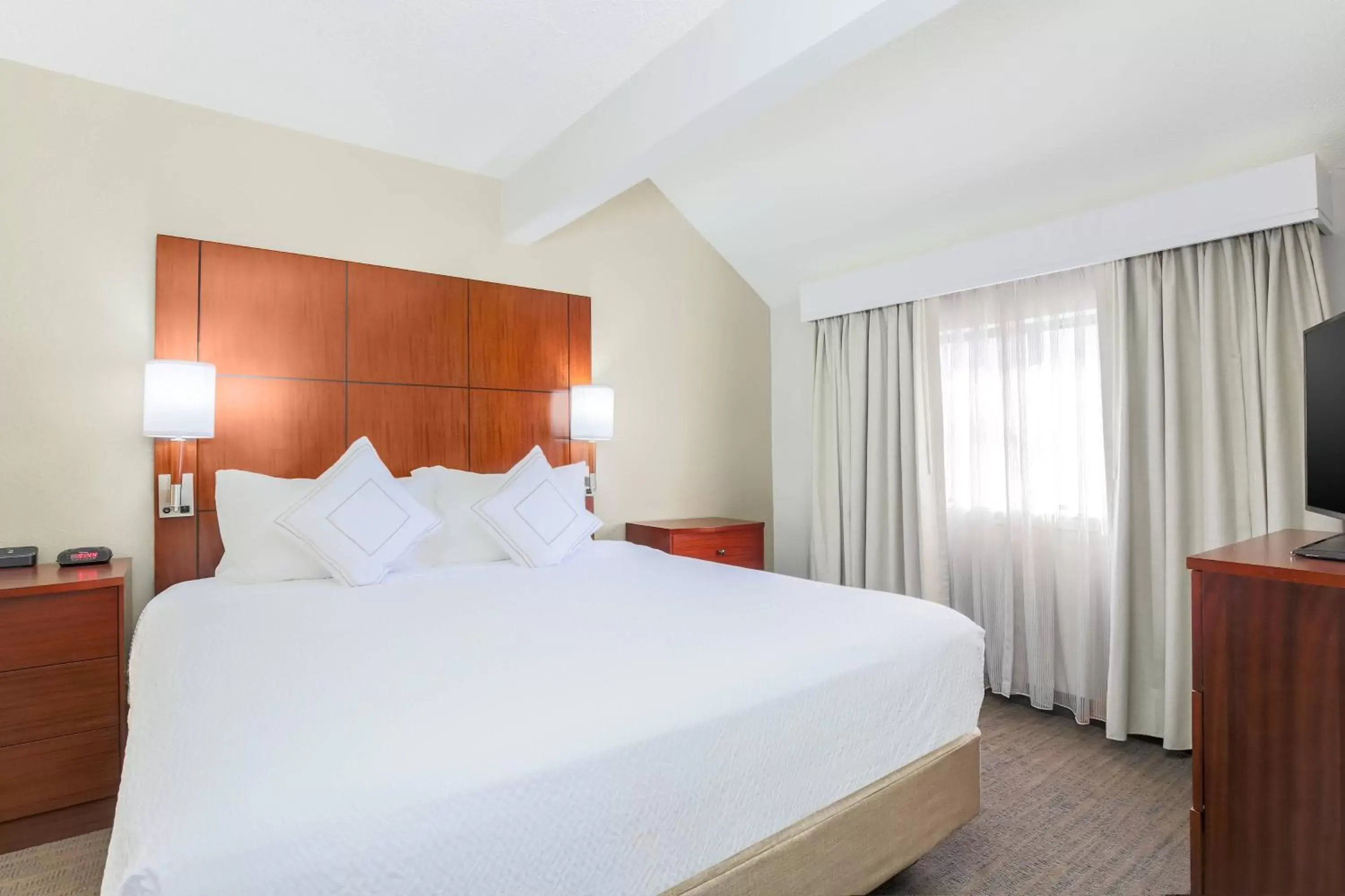 Bedroom, Bed in Residence Inn by Marriott Atlanta Cumberland/Galleria