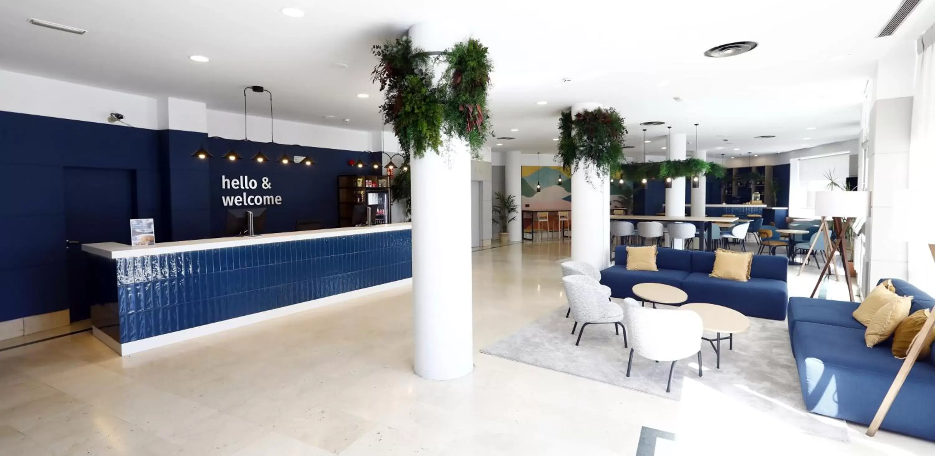 Lobby or reception, Lobby/Reception in Travelodge Madrid Coslada Aeropuerto