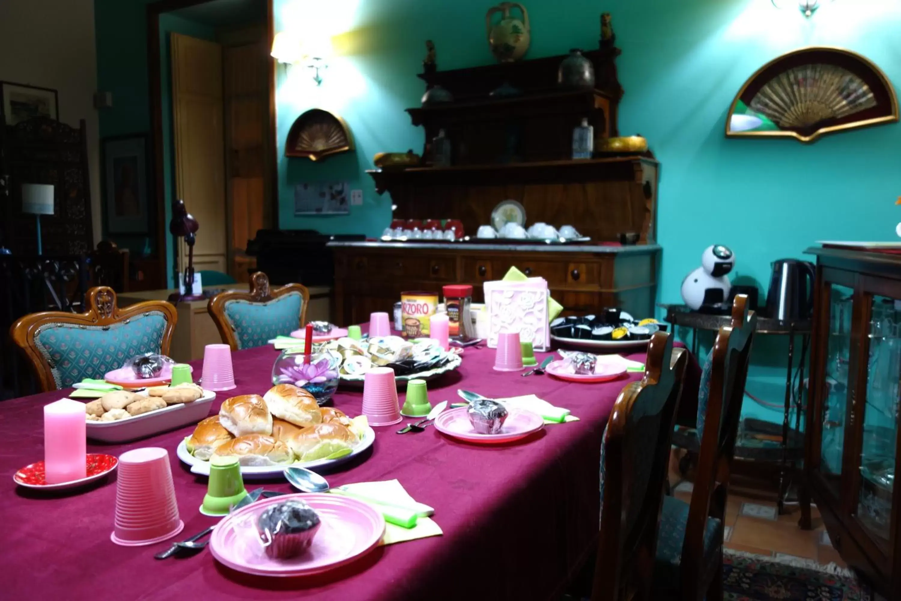 Living room, Restaurant/Places to Eat in Vittorio Emanuele Rooms di Prinzi