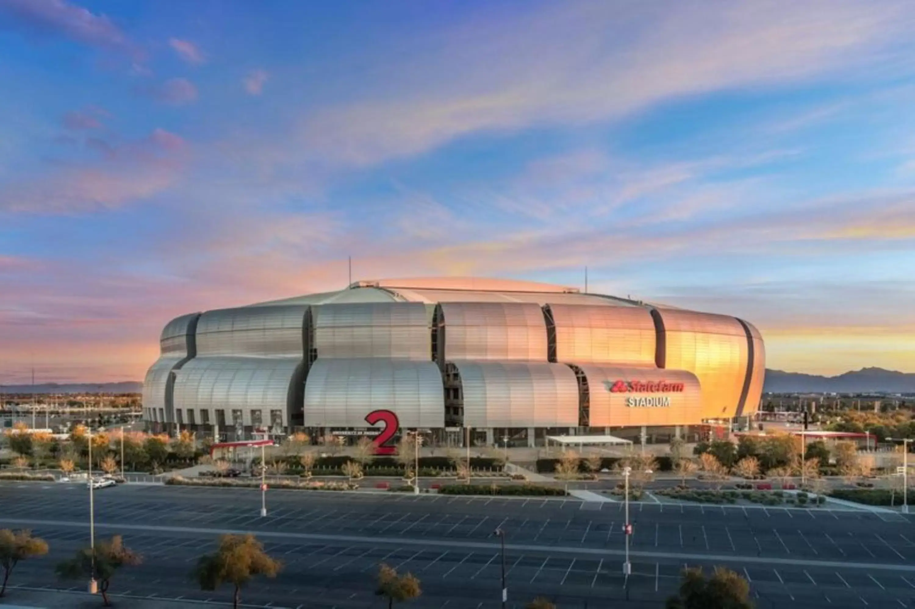 Nearby landmark, Property Building in Holiday Inn Express Hotel & Suites Phoenix-Glendale