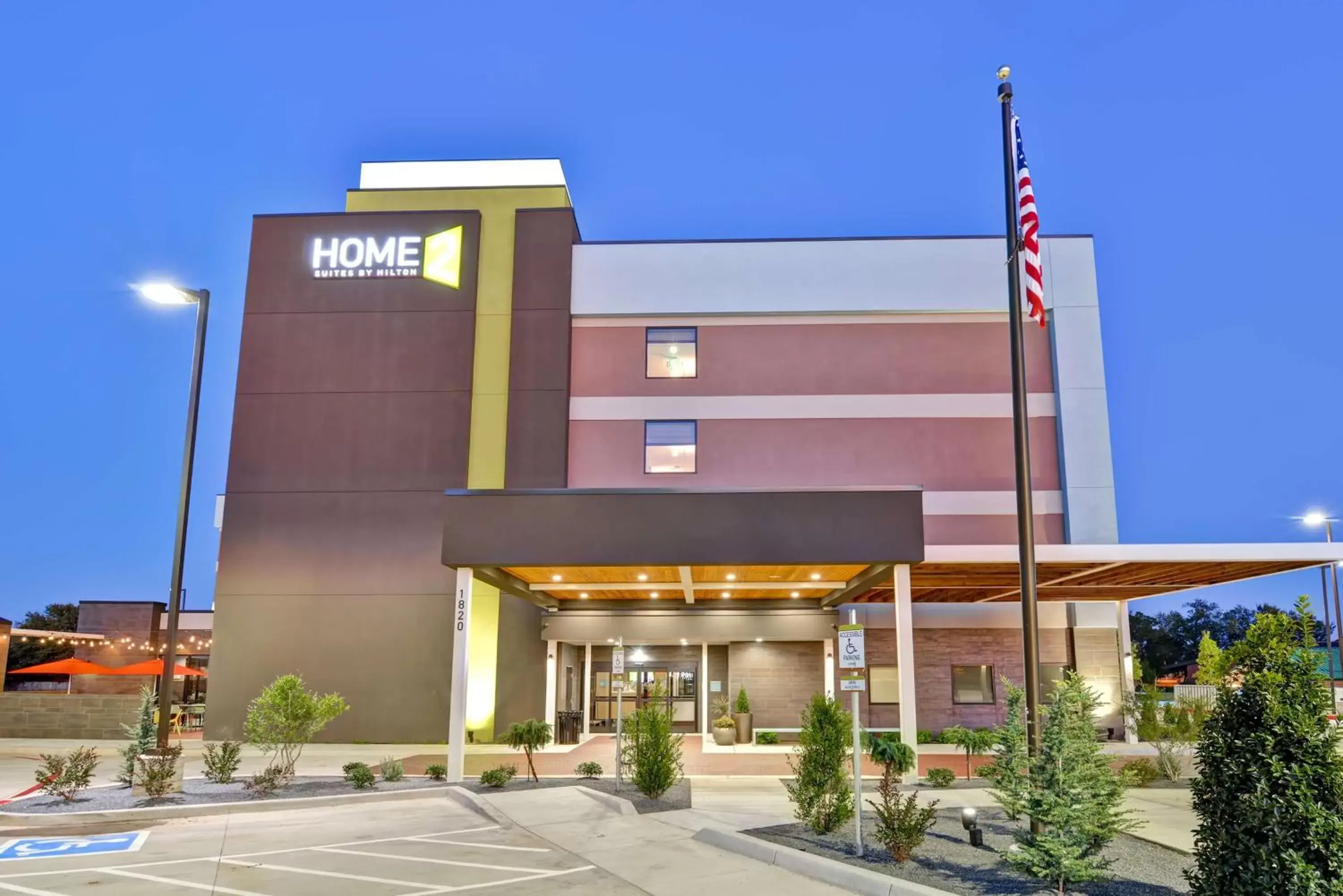 Property building in Home2 Suites by Hilton OKC Midwest City Tinker AFB Property building in Home2 Suites by Hilton OKC Midwest City Tinker AFB