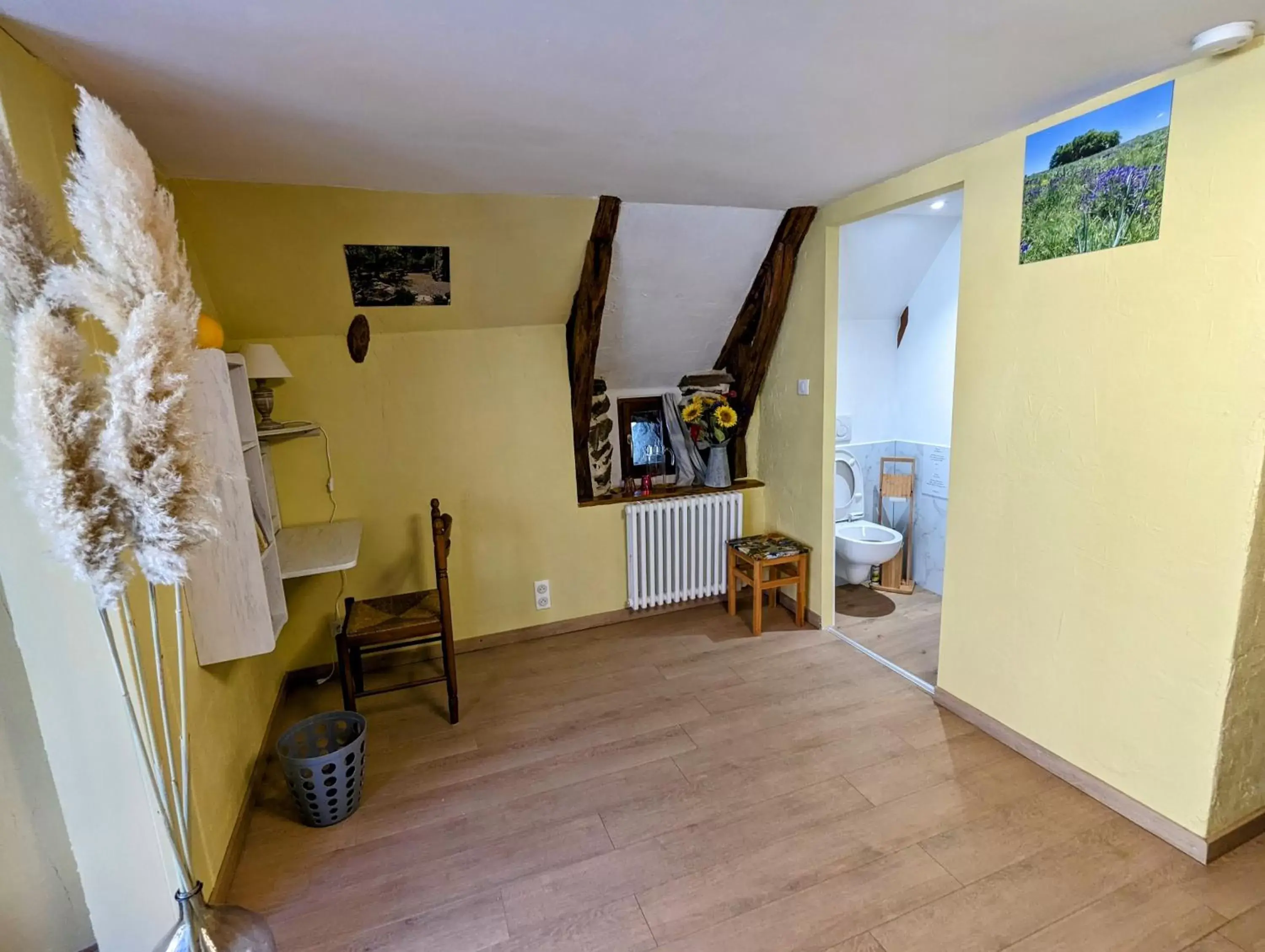 Bedroom in Chambres et table d'hôtes Le Lepadou-Bas