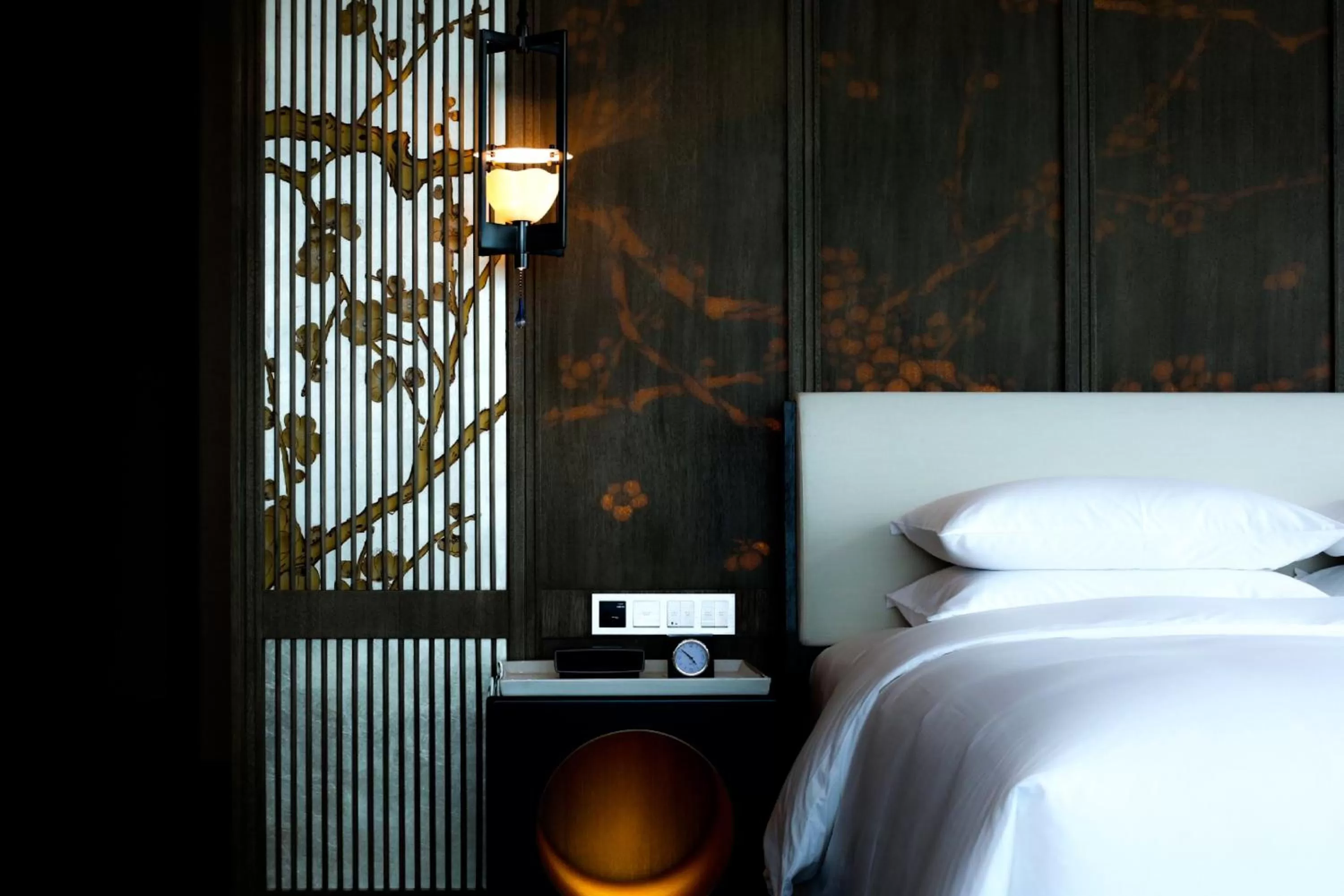 King Room with Mountain View in Park Hyatt Hangzhou