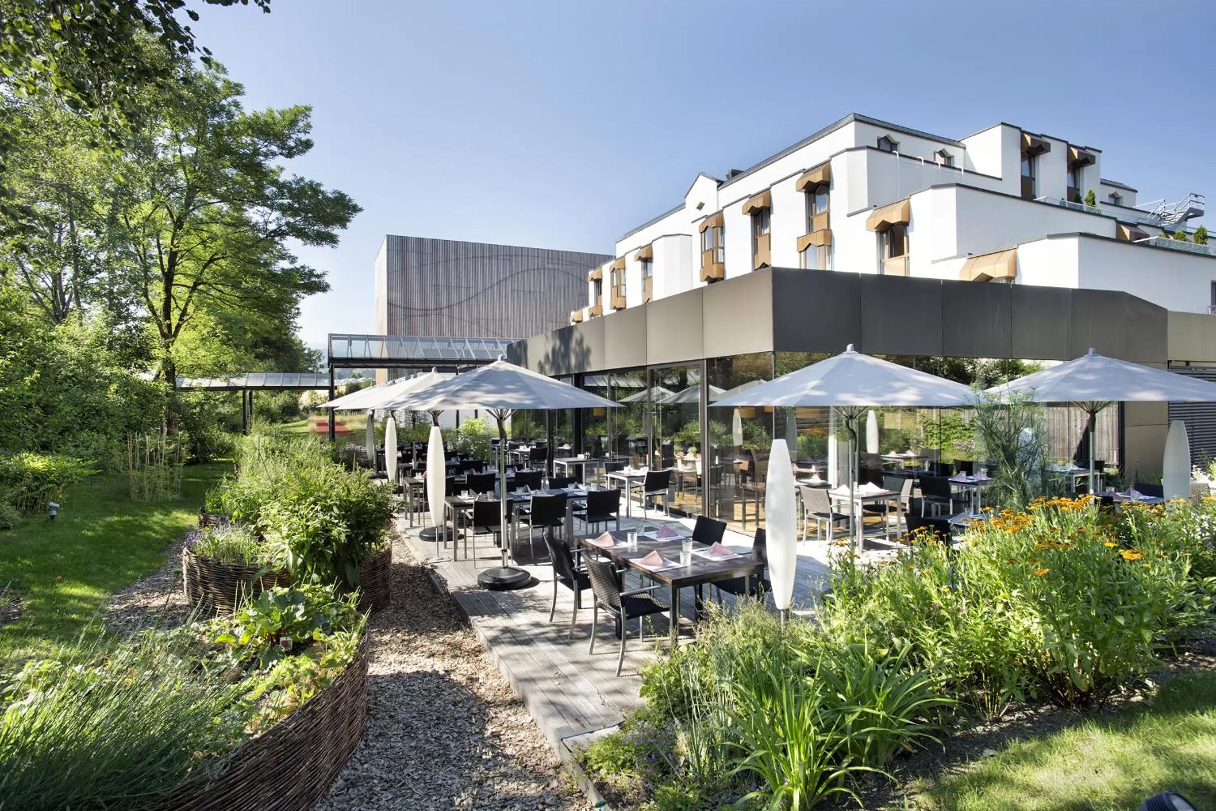 Restaurant/places to eat in Revier Hotel Säntispark