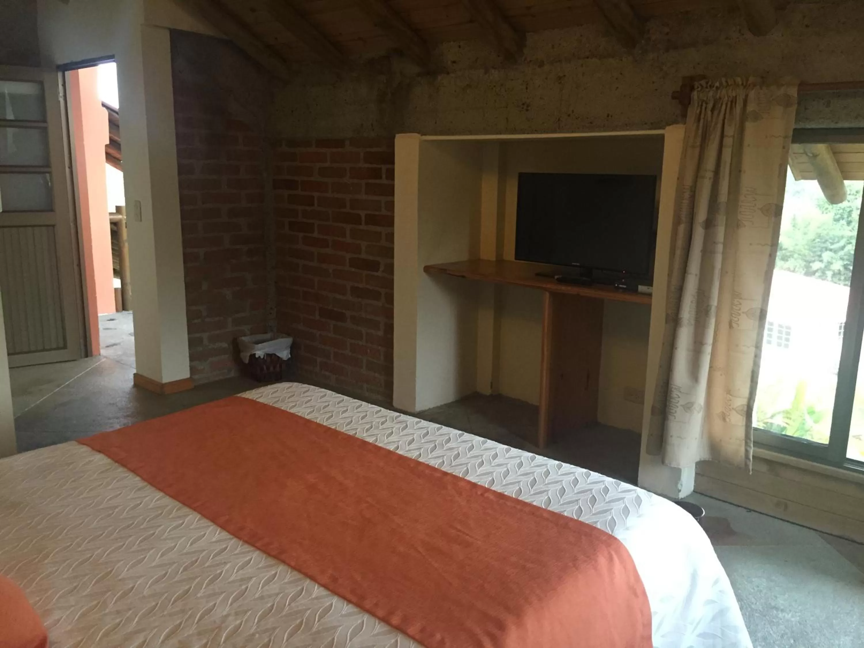 Bed in Matisses Hotel & Spa