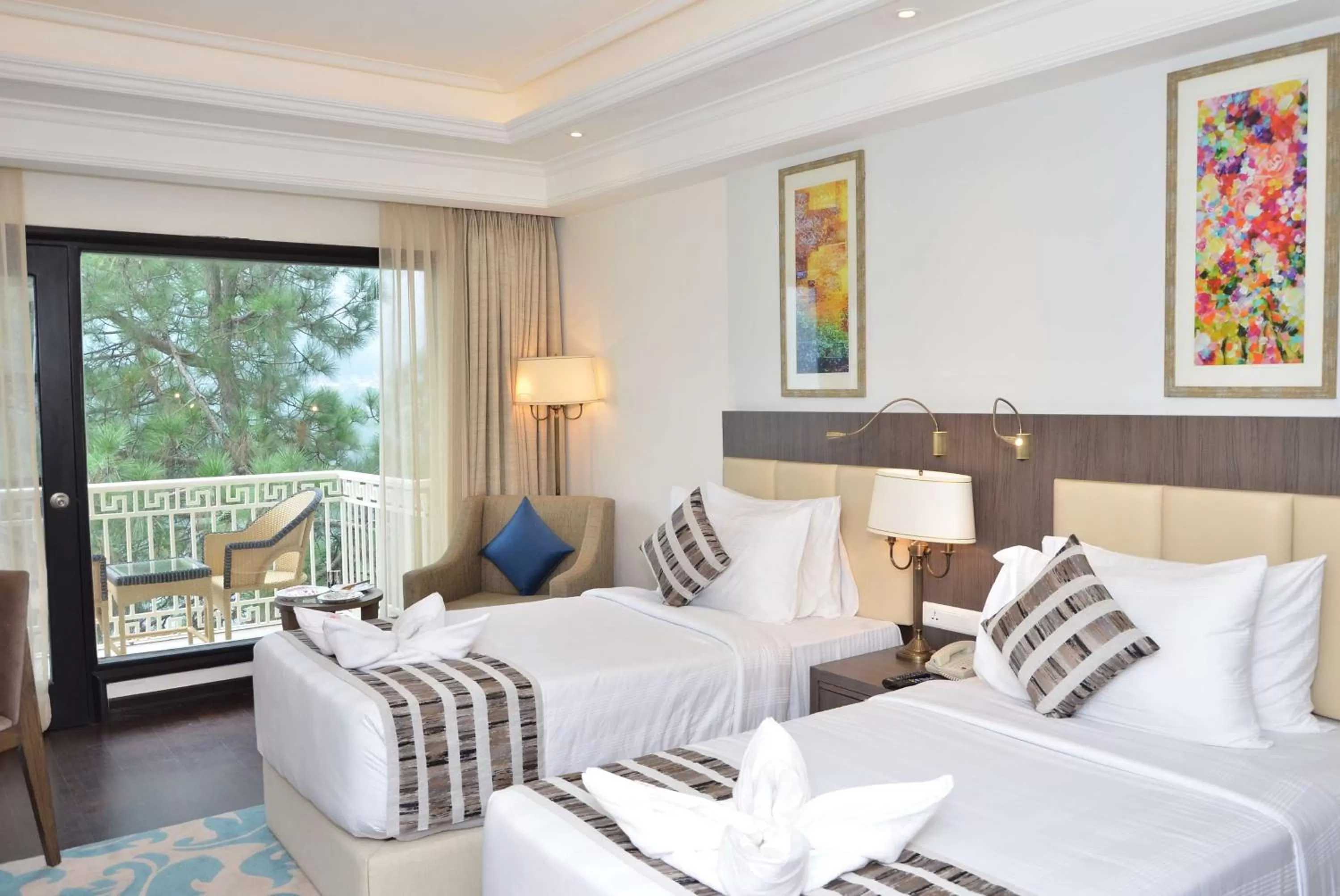 Photo of the whole room, Bed in Ramada by Wyndham Kasauli