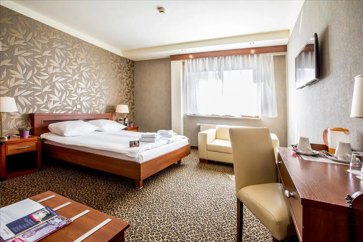 Bed in Hotel Diament Vacanza Katowice - Siemianowice