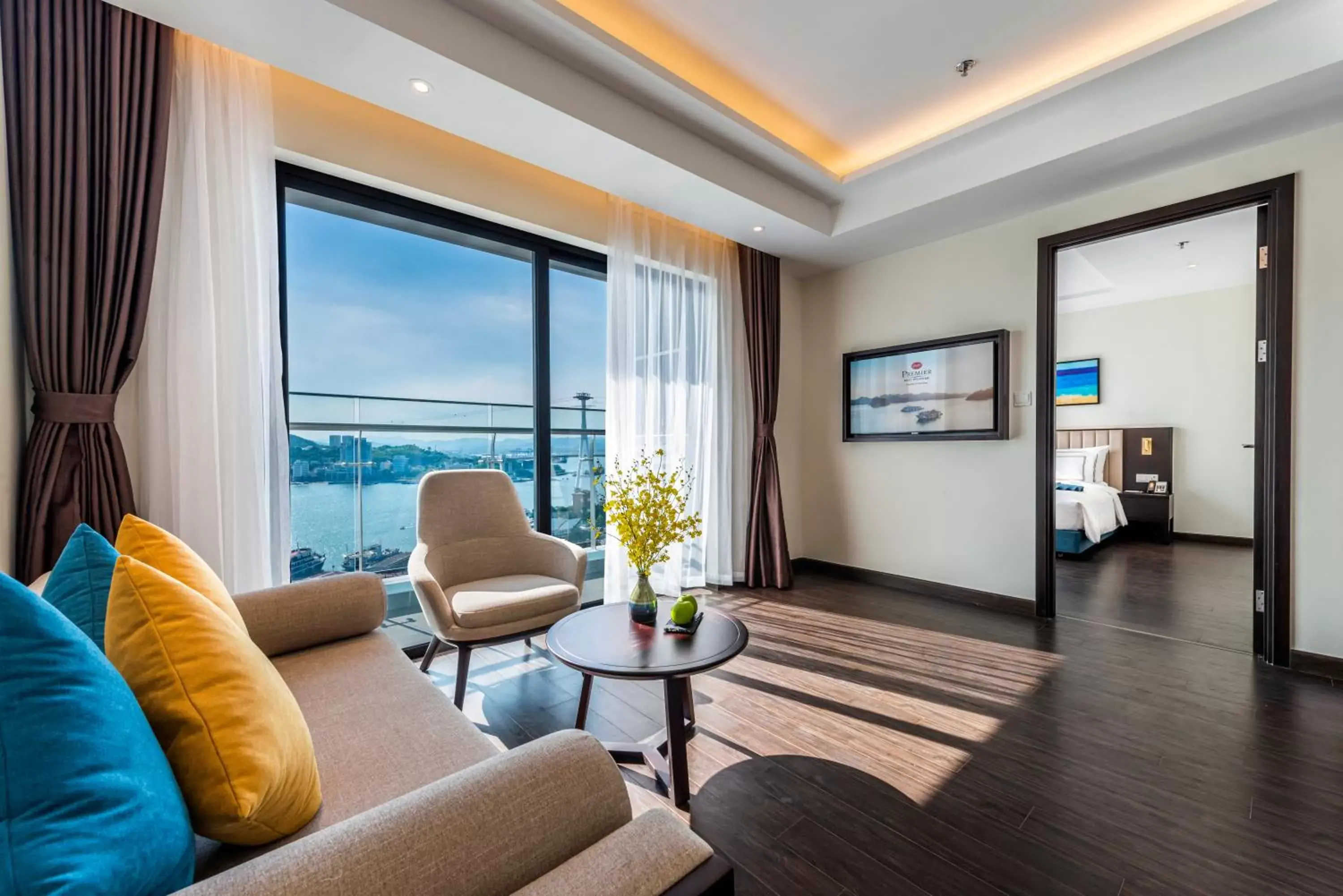 Living room, Seating Area in Best Western Premier Sapphire Ha Long