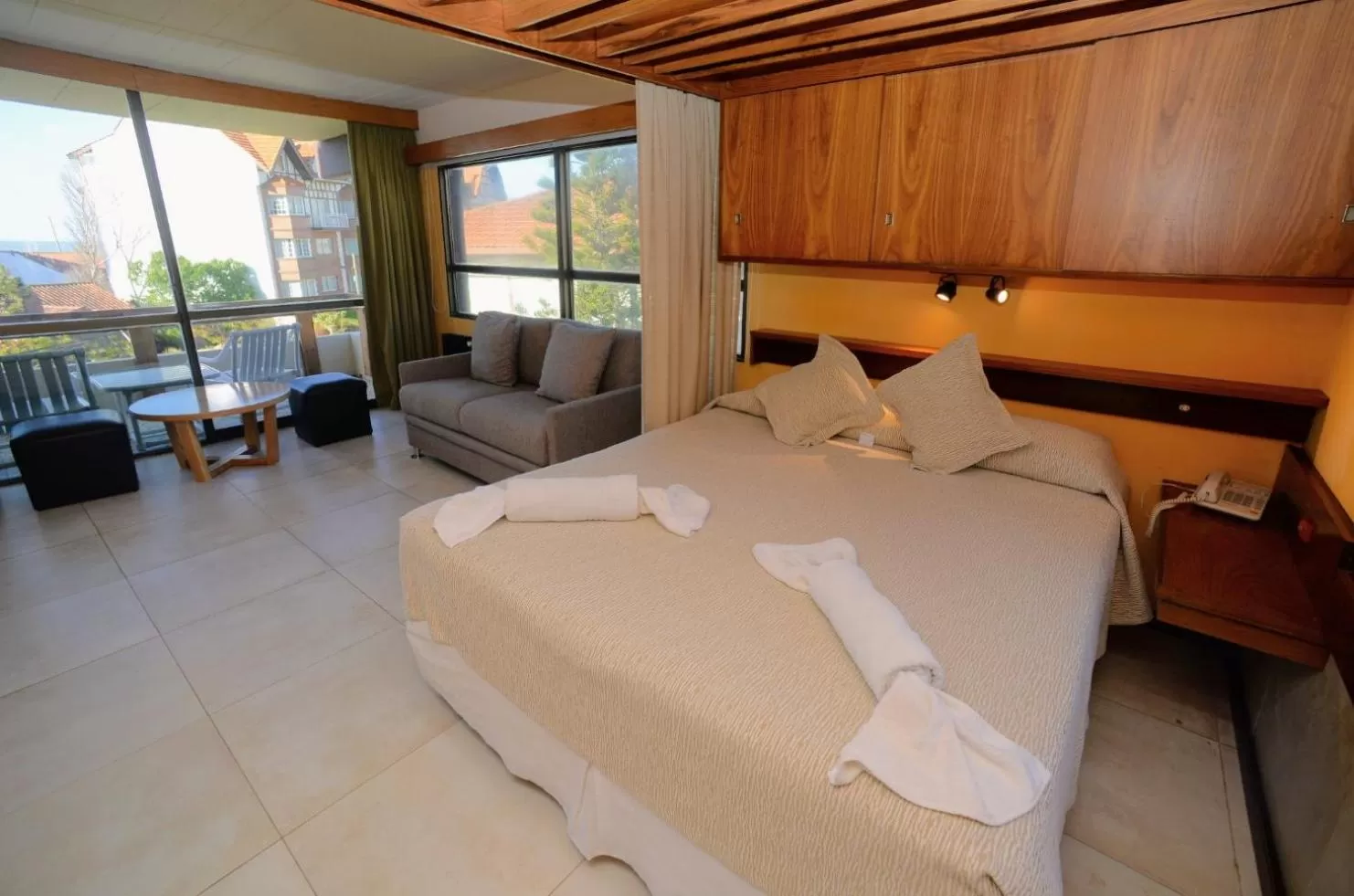 Bed in Hosteria Tequendama Classic & Resort