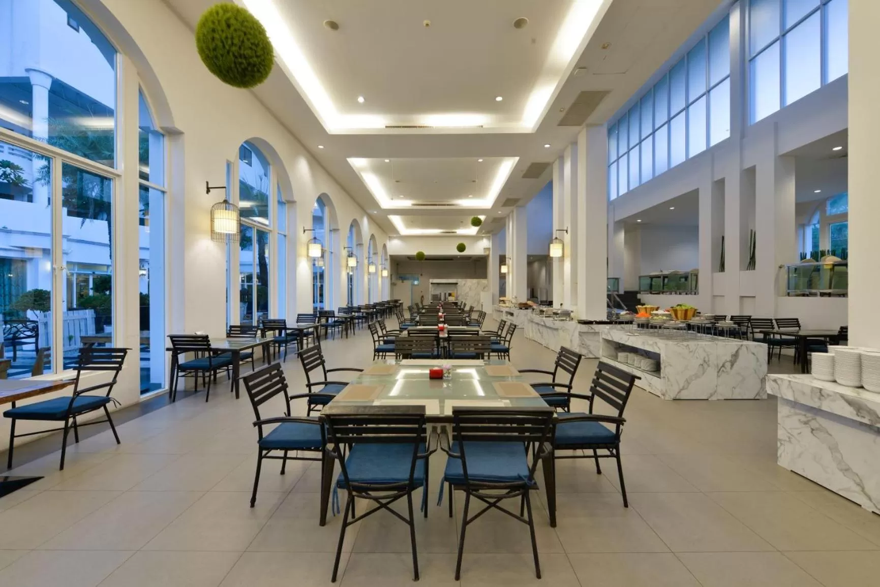 Restaurant/places to eat in D Varee Jomtien Beach, Pattaya