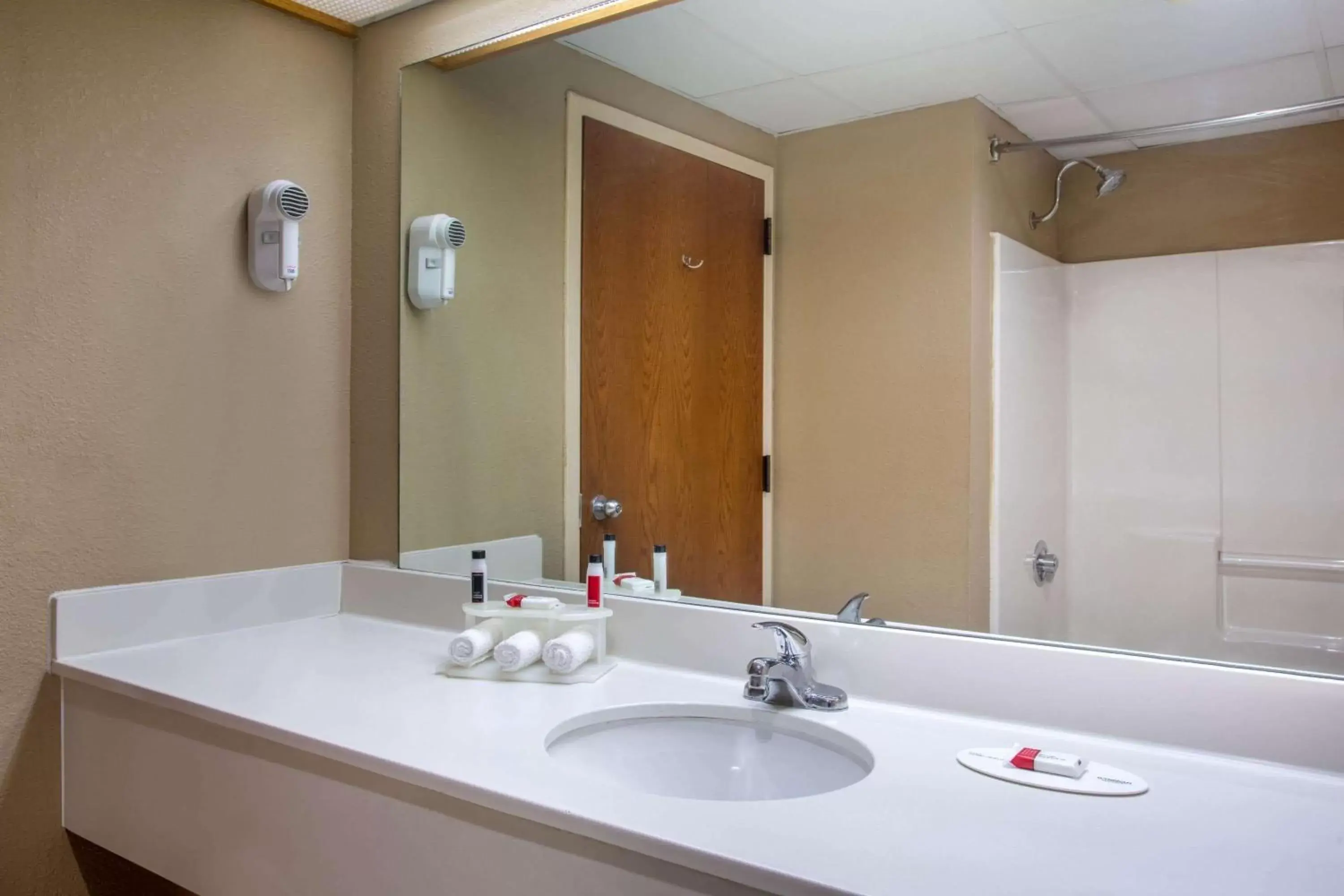 Bathroom in Days Inn & Suites by Wyndham Cuba