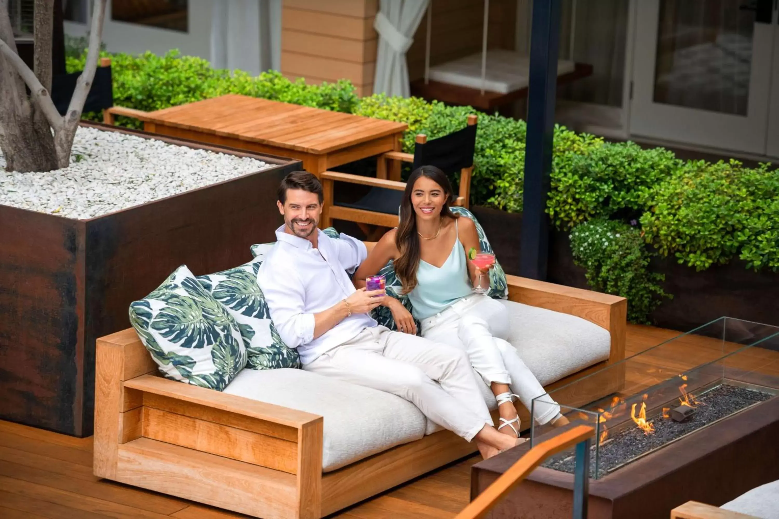 Pool view in Oceana Santa Monica, LXR Hotels & Resorts Pool view in Oceana Santa Monica, LXR Hotels & Resorts