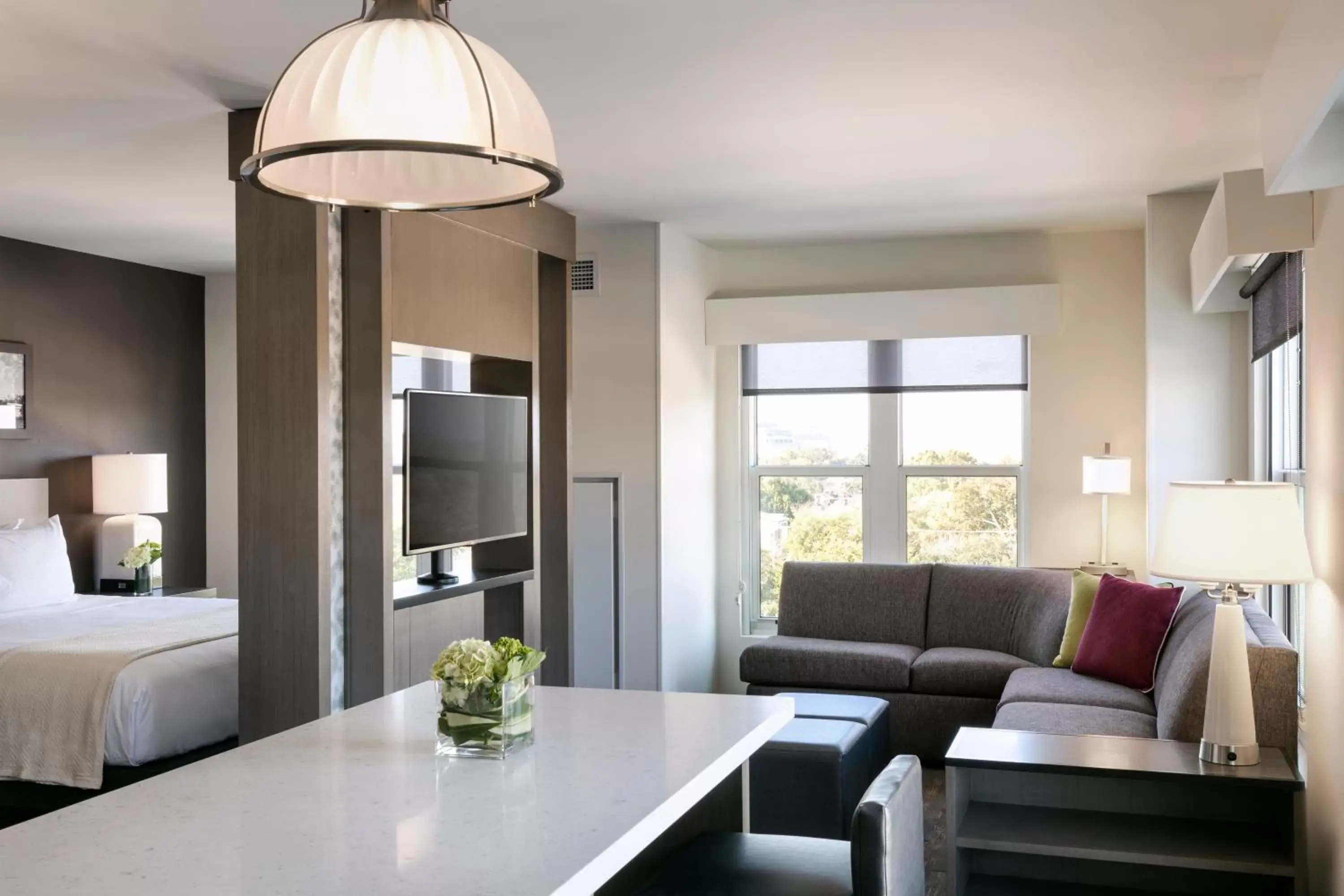 King Studio with Kitchen and Sofa Bed in Hyatt House Charleston - Historic District King Studio with Kitchen and Sofa Bed in Hyatt House Charleston - Historic District