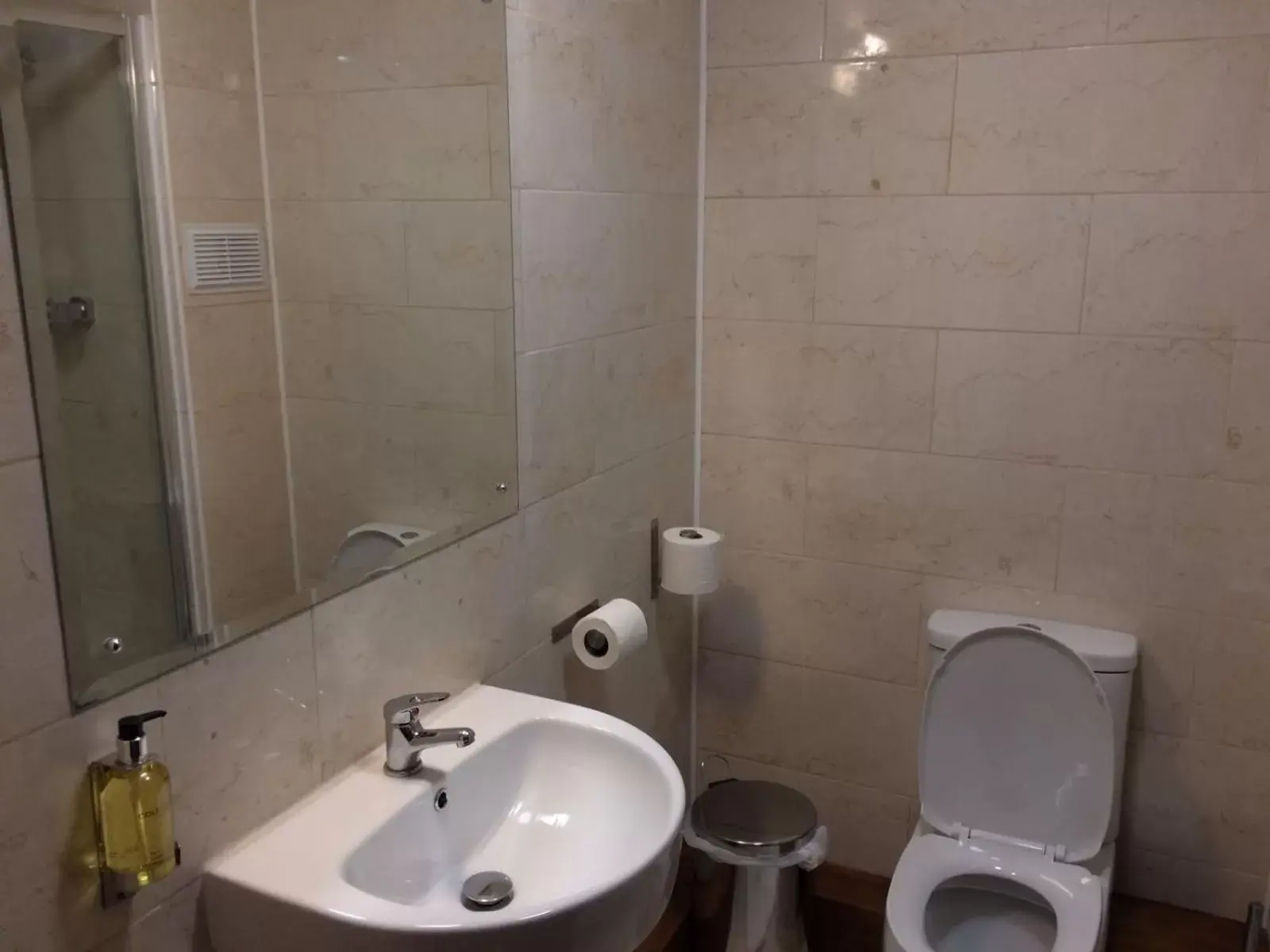Toilet, Bathroom in Crosshill House