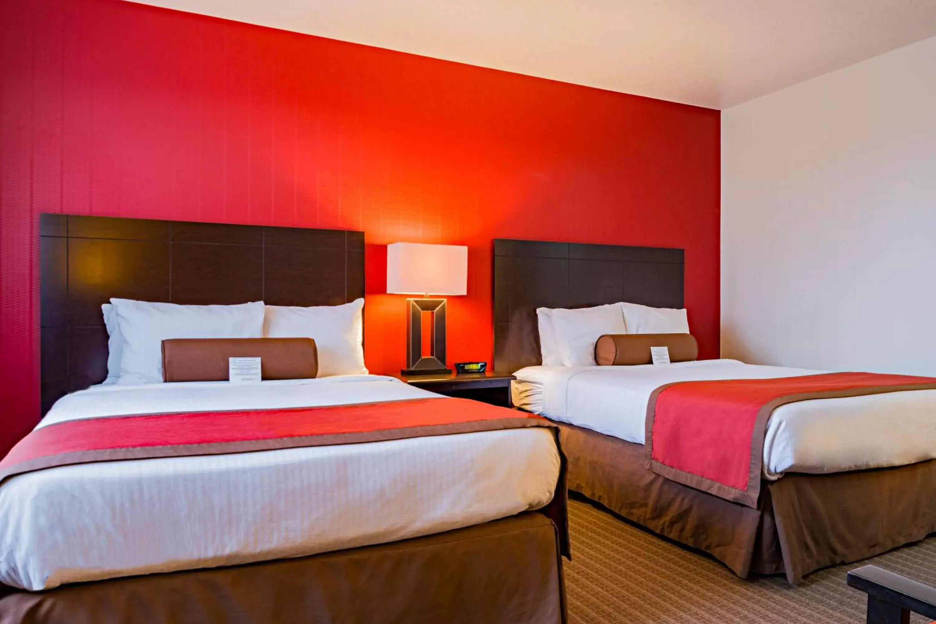 Bedroom, Bed in Inn America - Boise