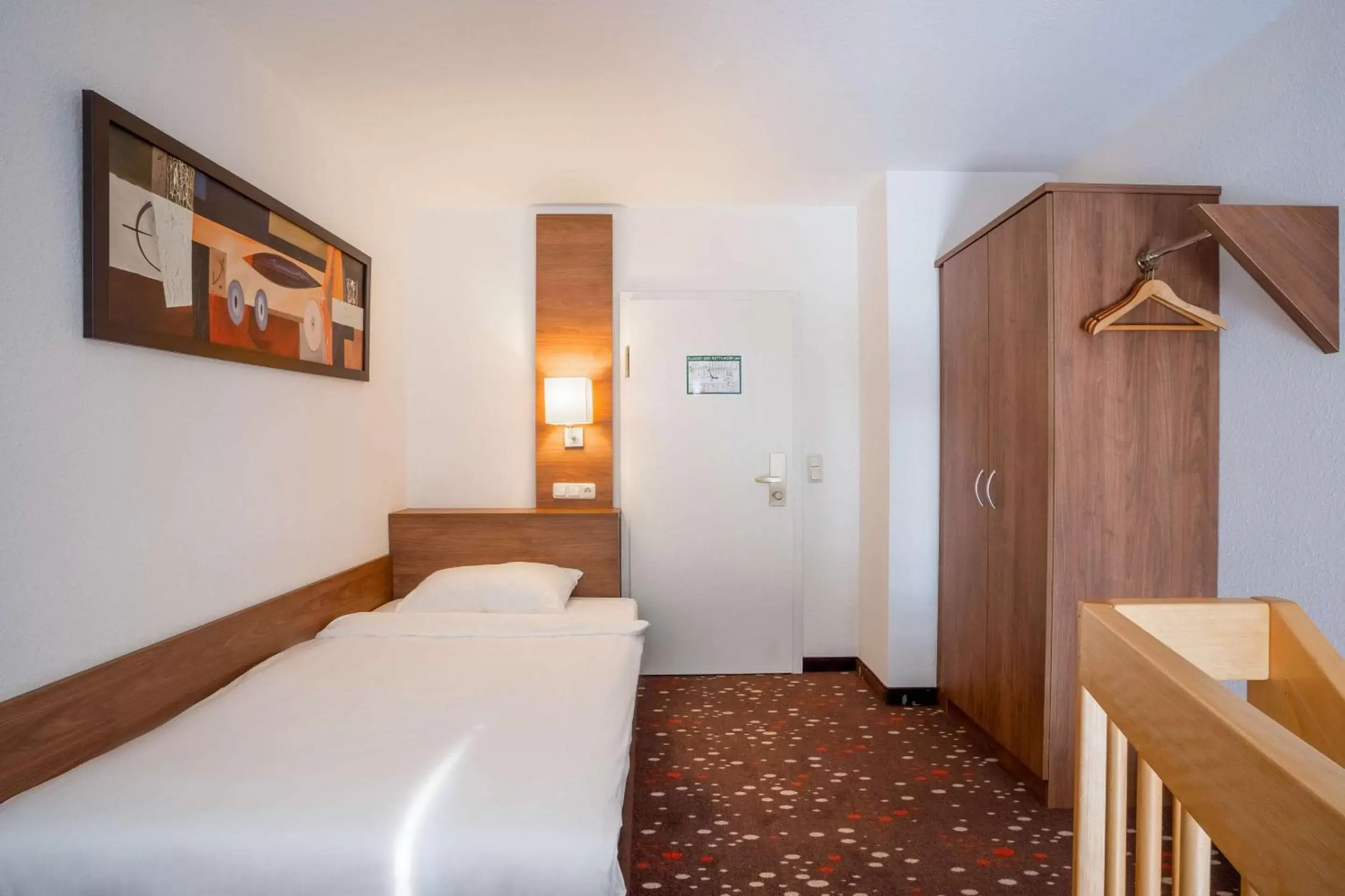 Bedroom, Bed in Quality Hotel Erlangen