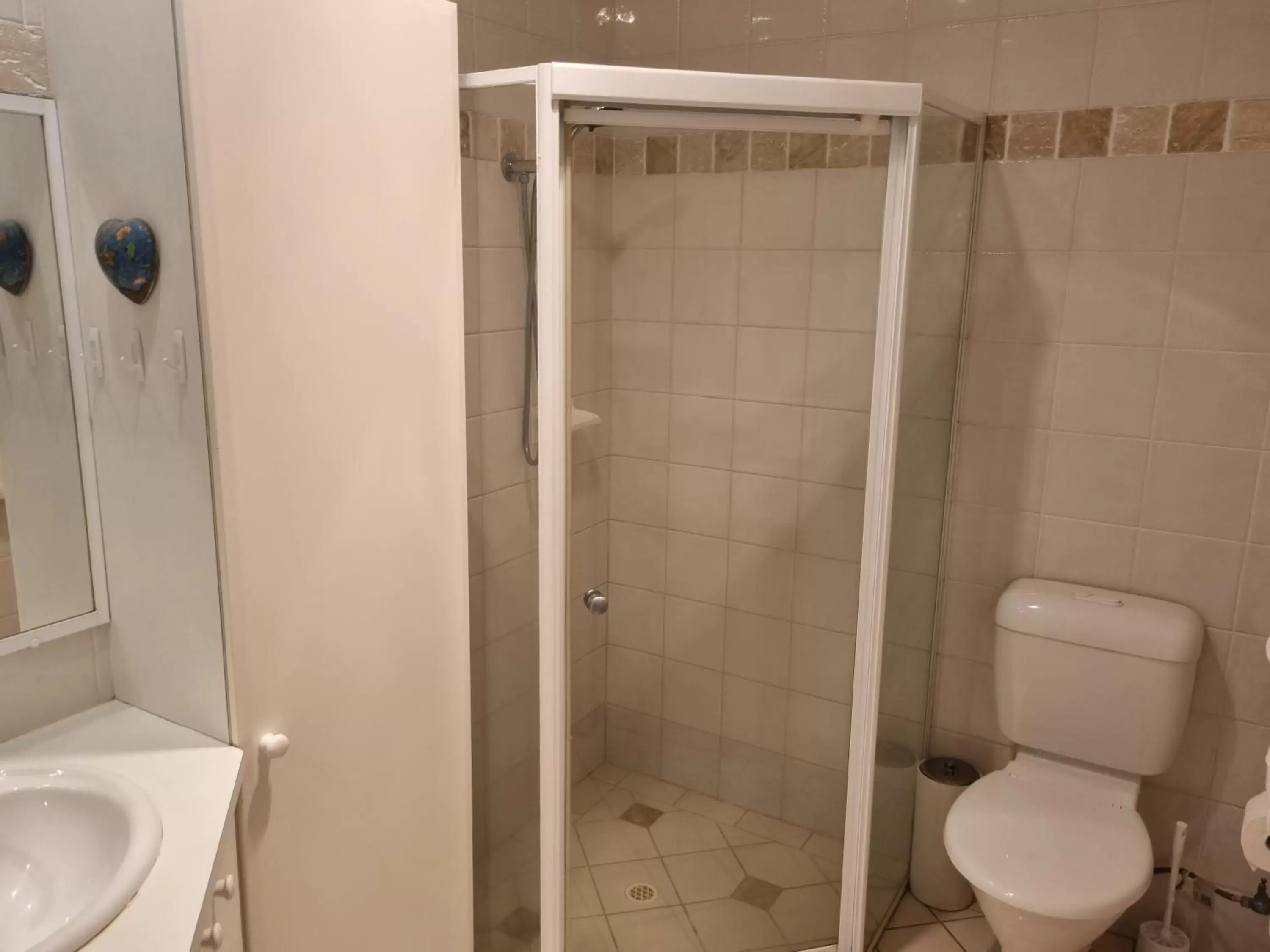 Bathroom in Terrigal Sails Serviced Apartments
