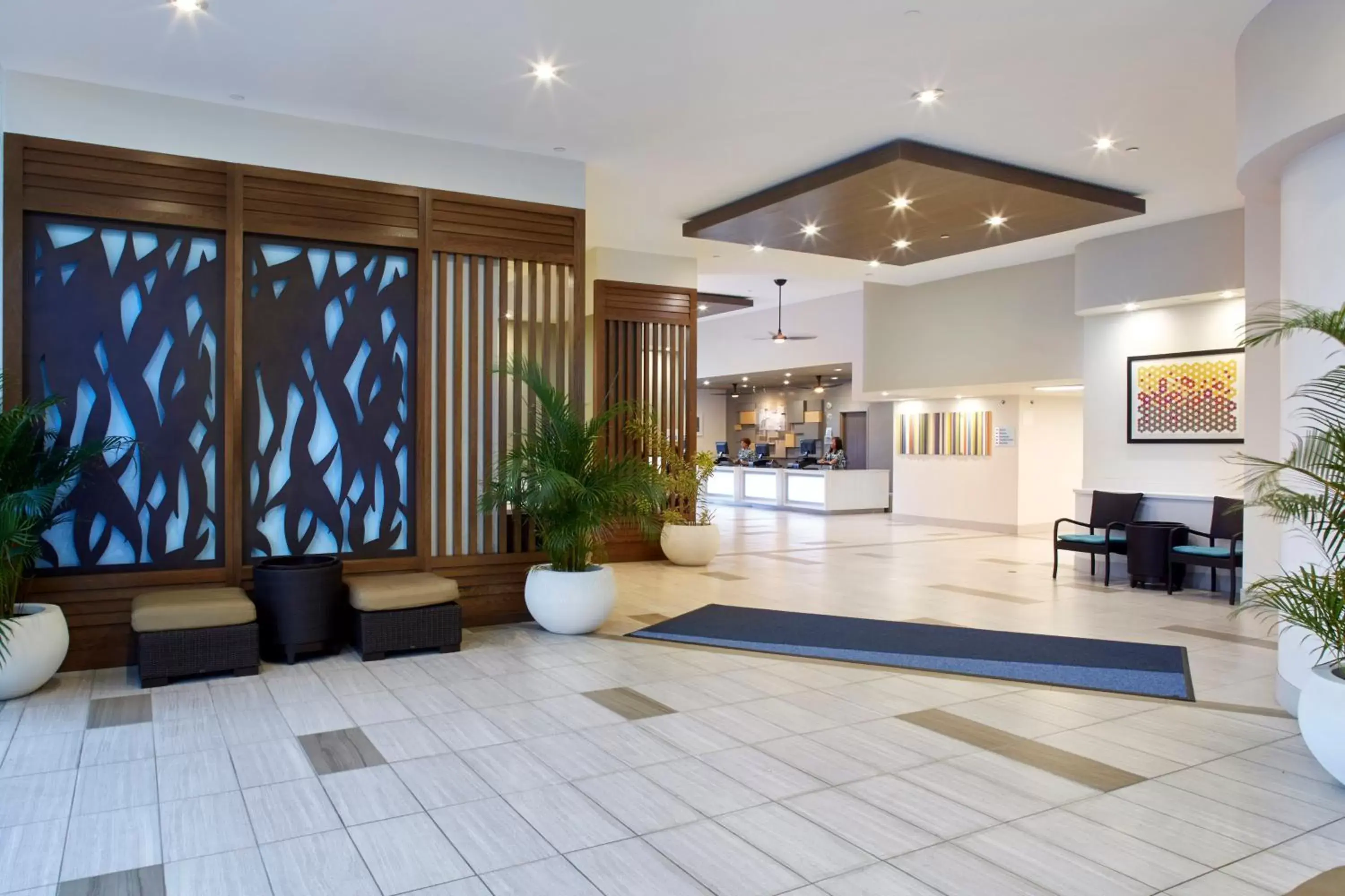 Property building, Lobby/Reception in Holiday Inn Express Waikiki, an IHG Hotel