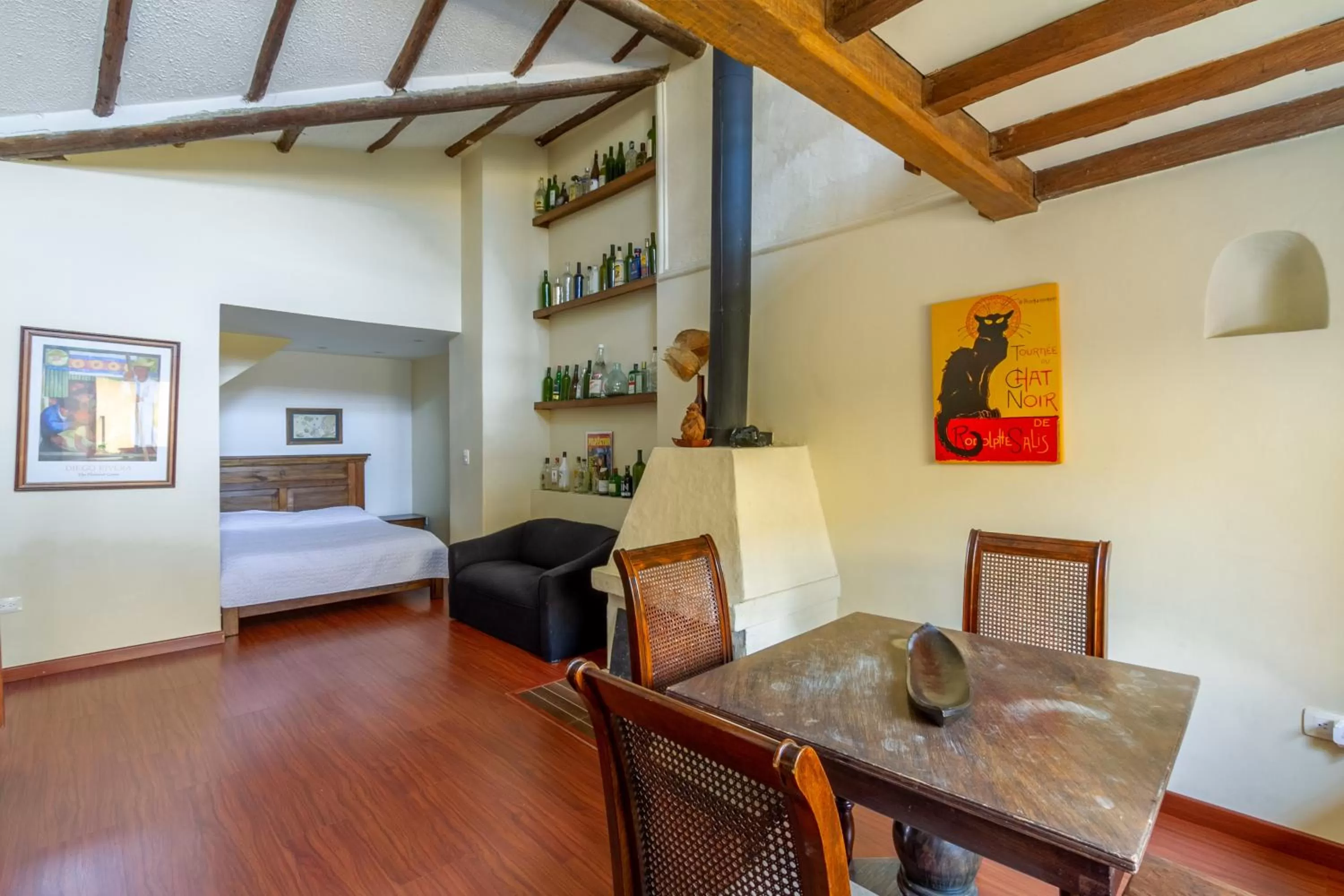 Duplex Apartment in Apartaestudios La Candelaria