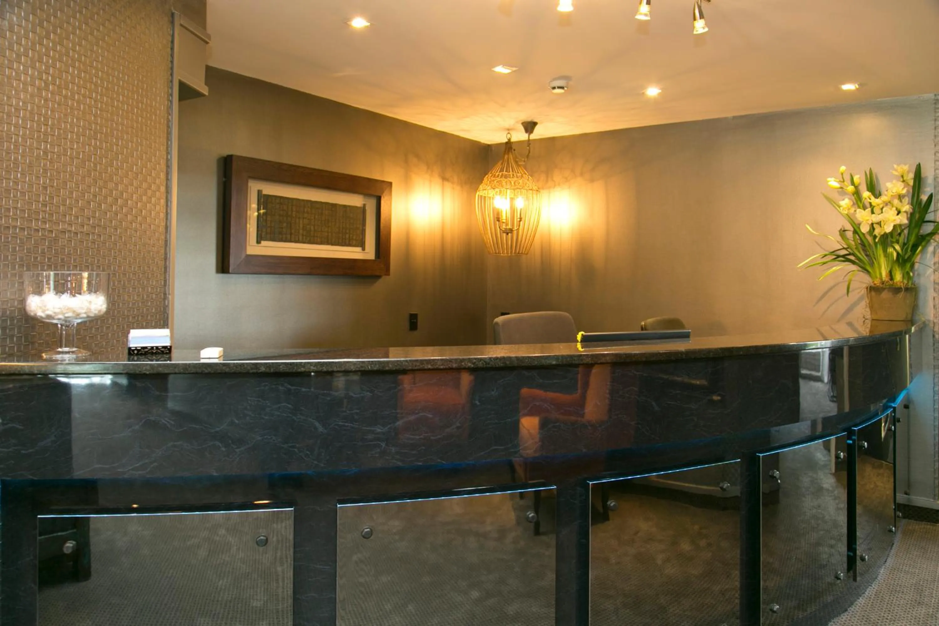 Facade/entrance in The Cove- On The Lake