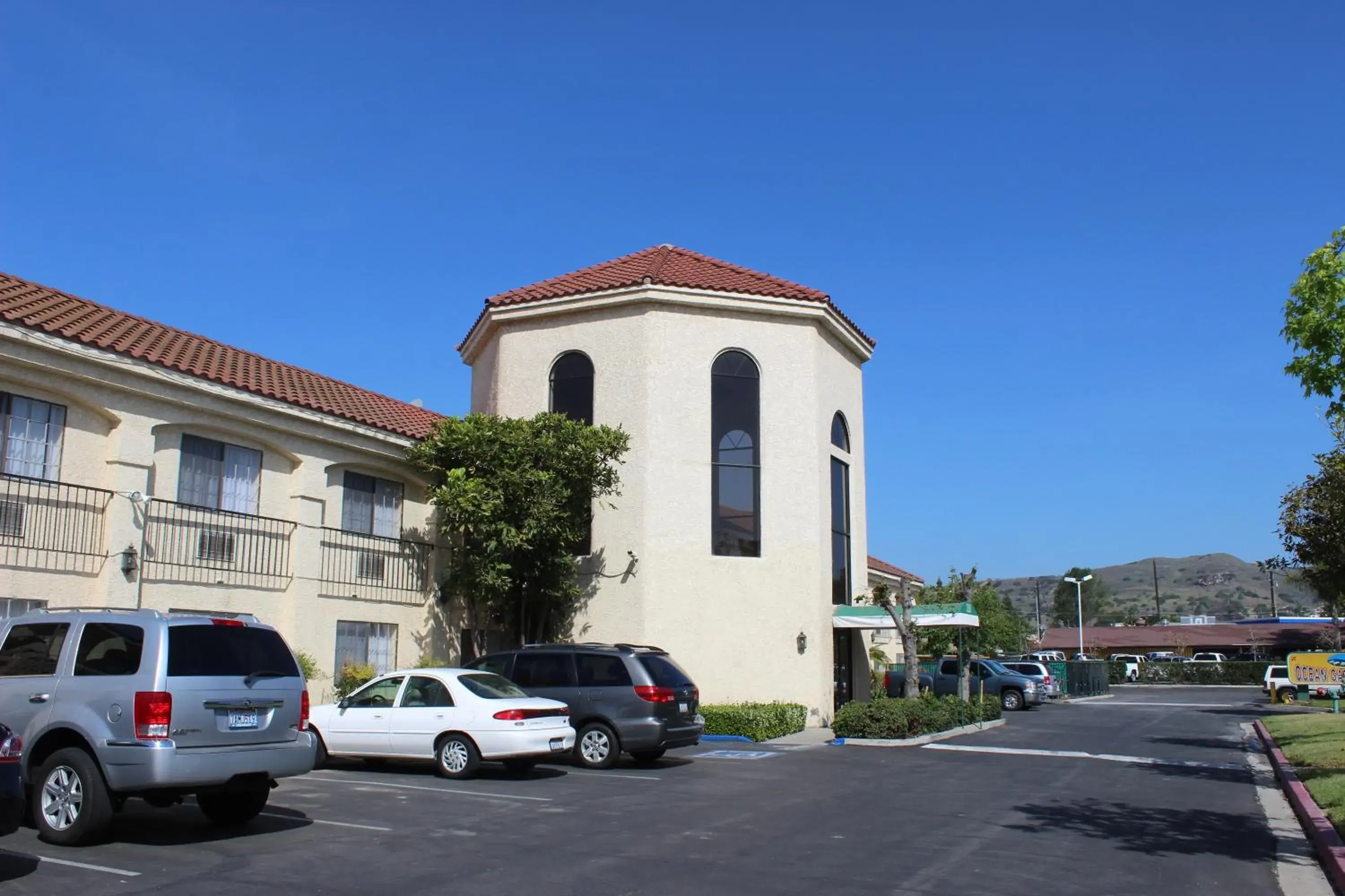 Facade/entrance, Property Building in Ocean Gateway Inn