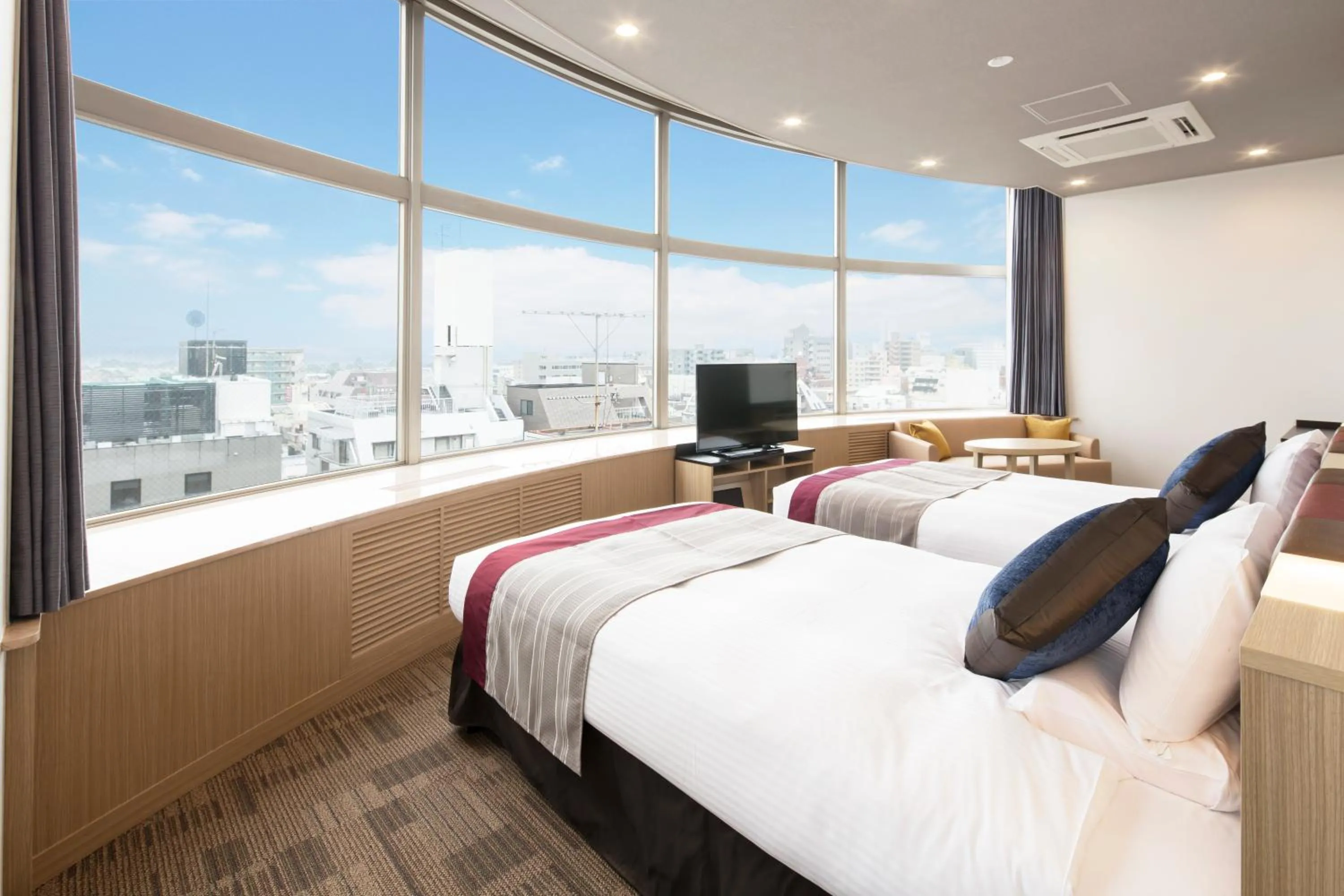 Spring, Bed in HOTEL MYSTAYS Tachikawa