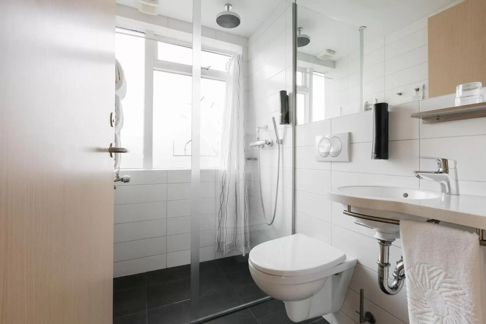 Shower, Bathroom in Reykjavik Lights Hotel by Keahotels
