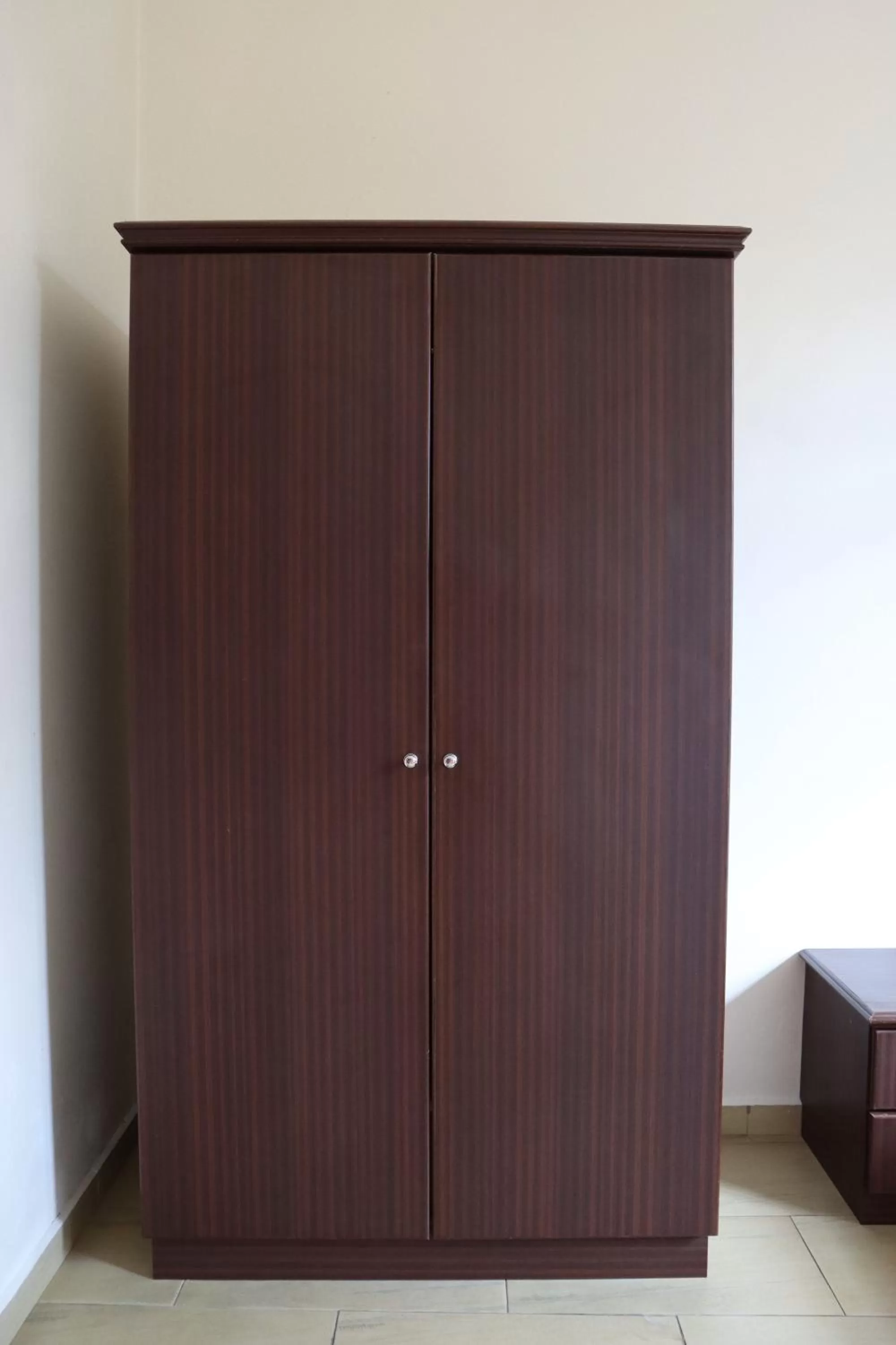 wardrobe in Hotel Wangsamas
