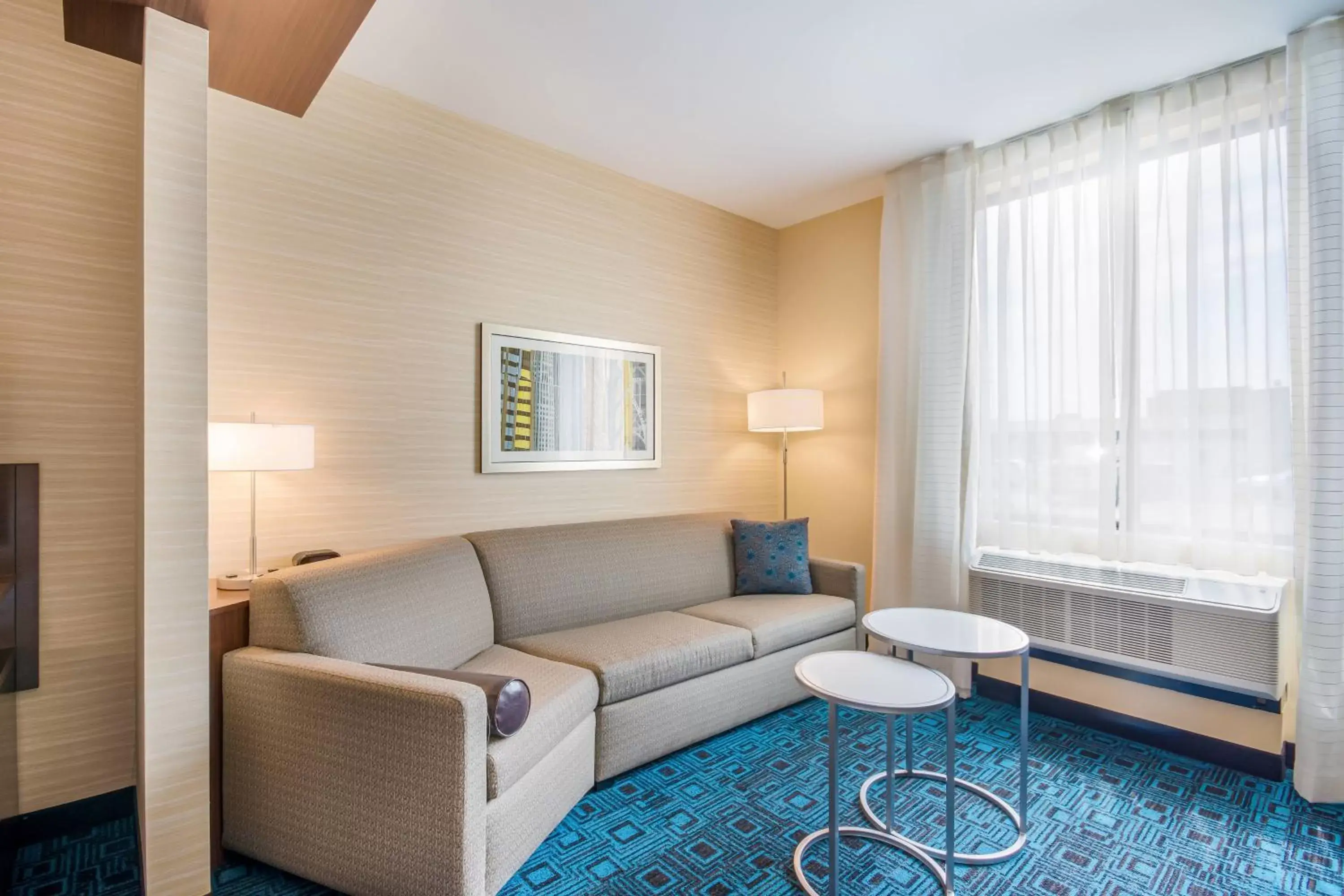 Bedroom, Seating Area in Fairfield Inn & Suites by Marriott Chickasha