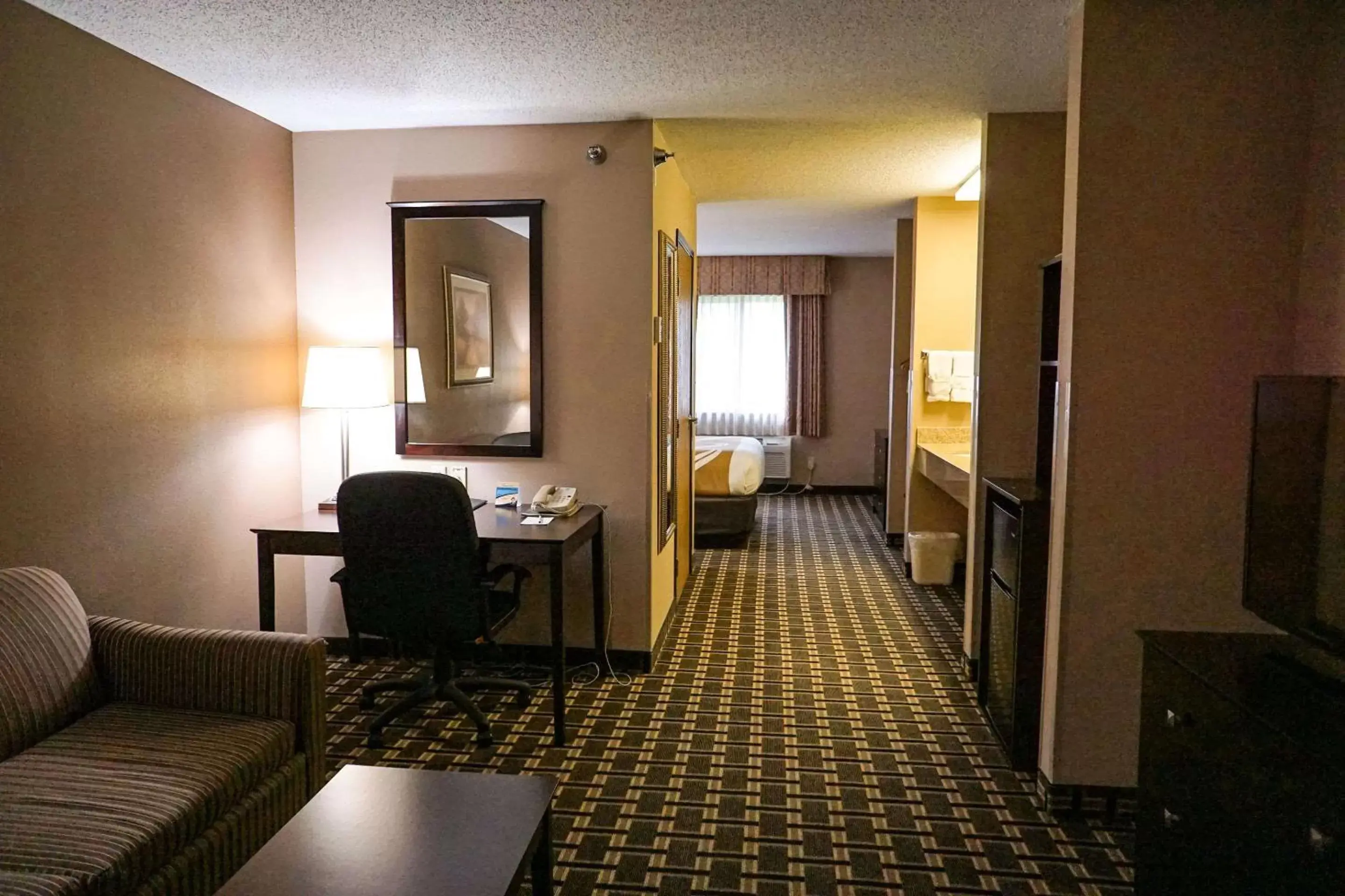 Photo of the whole room, Seating Area in Quality Inn & Suites Watertown