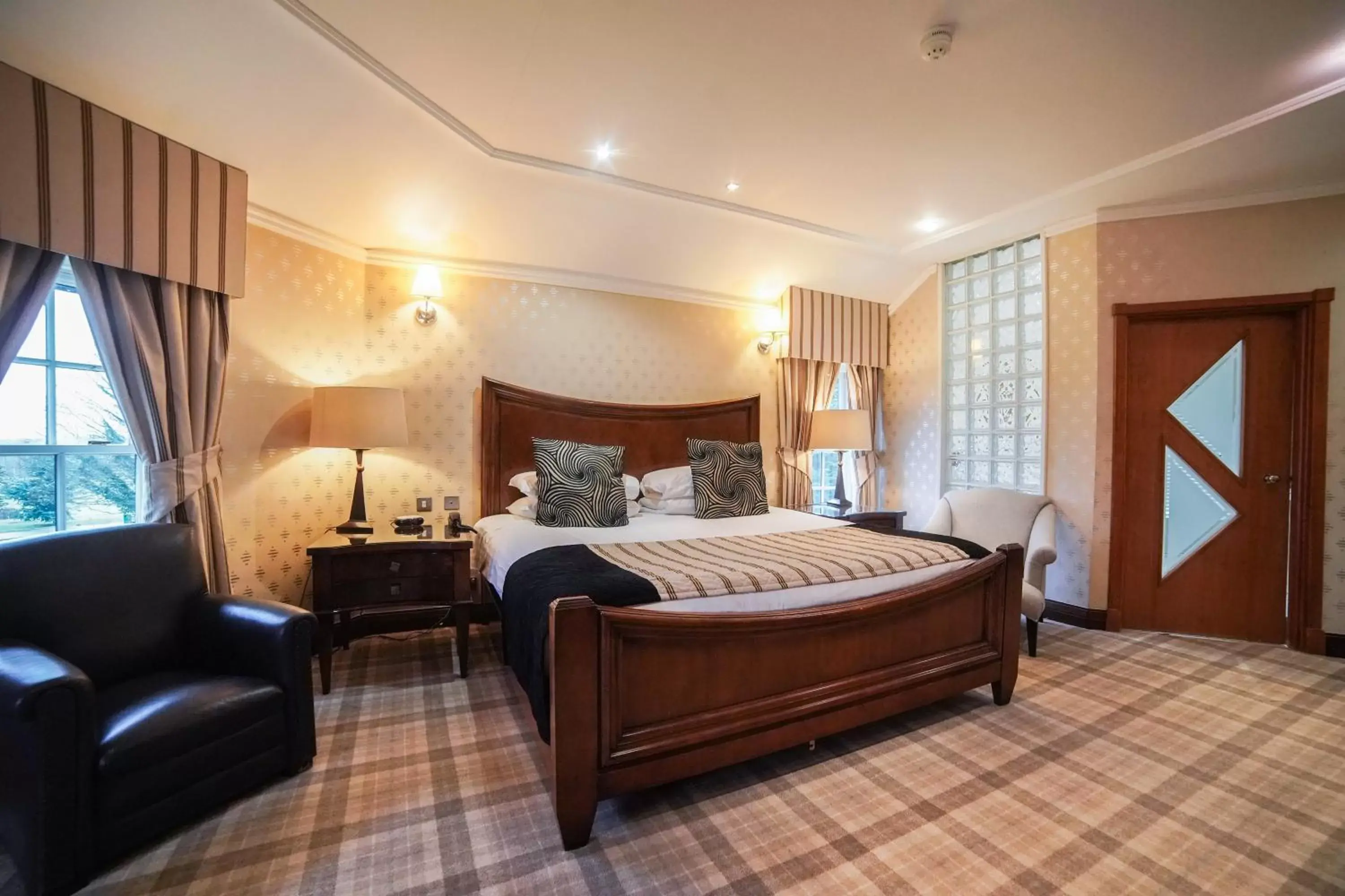 Bedroom, Bed in Hardwick Hall Hotel