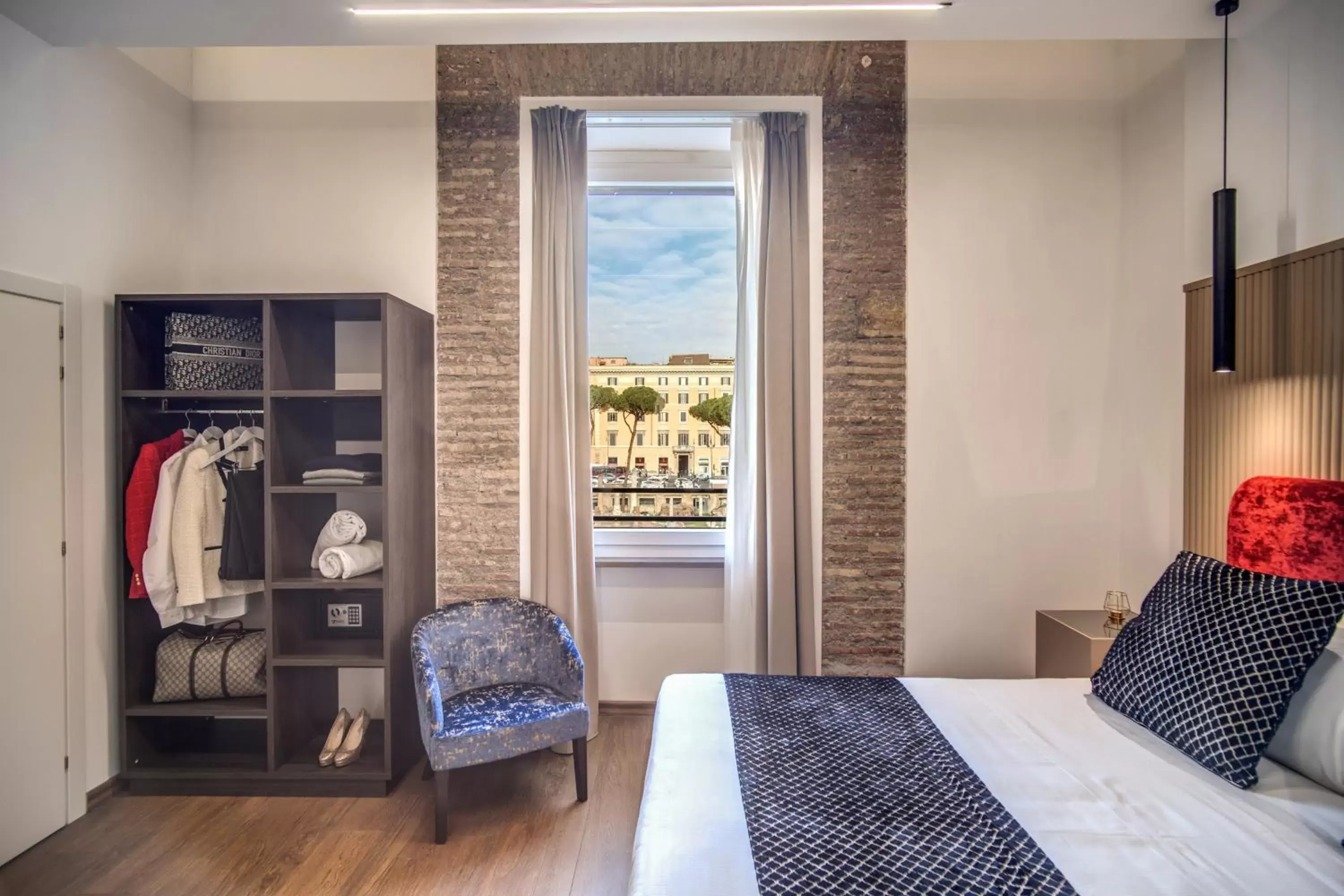 Superior Double or Twin Room with View in Little Queen Suite Superior Double or Twin Room with View in Little Queen Suite