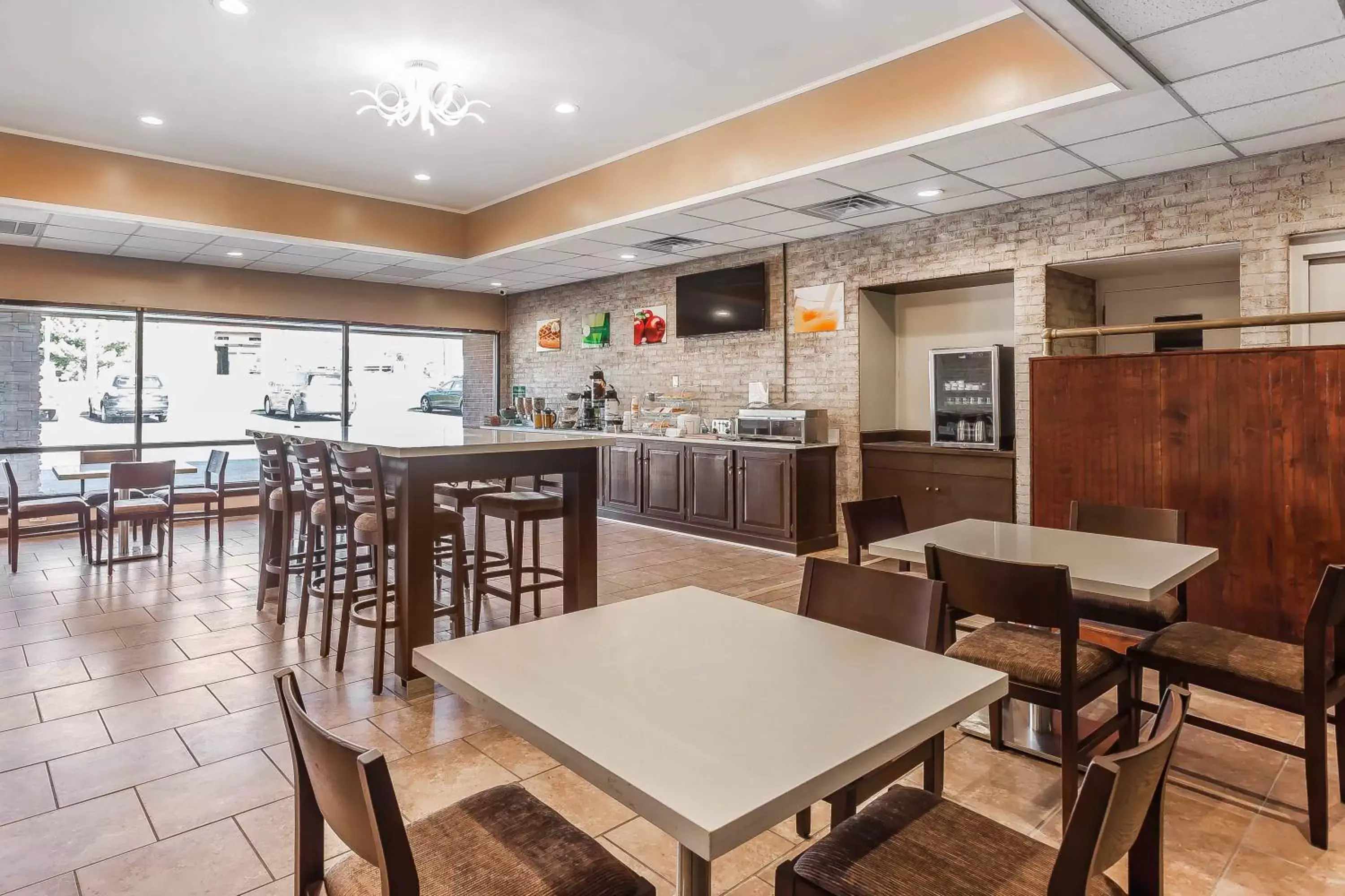 Continental breakfast, Restaurant/Places to Eat in Quality Inn South Boston - Danville East