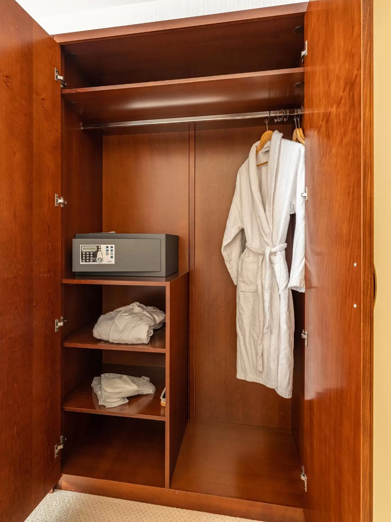 Massage in Concorde Old Bucharest Hotel