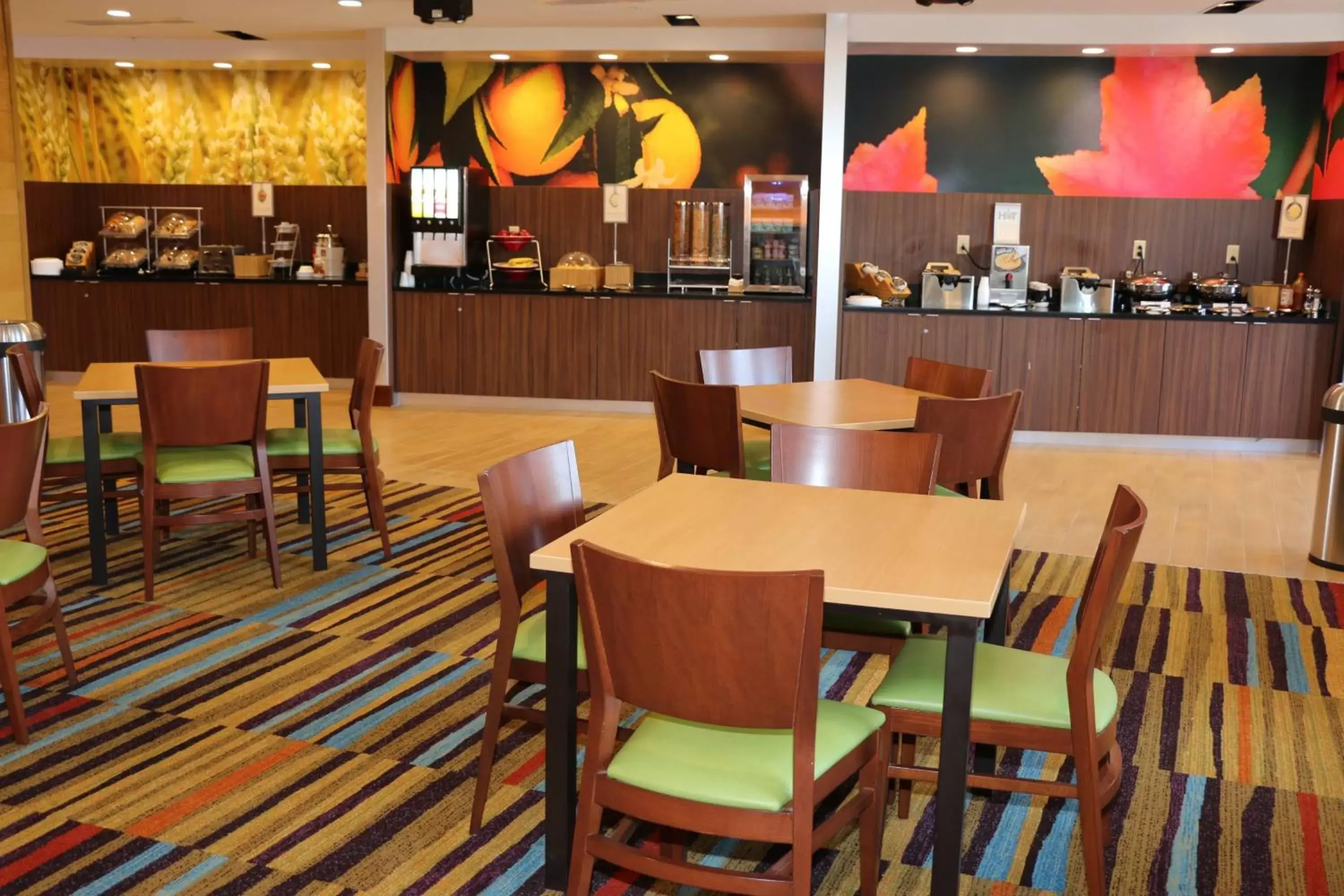 Restaurant/Places to Eat in Fairfield Inn & Suites by Marriott Bowling Green