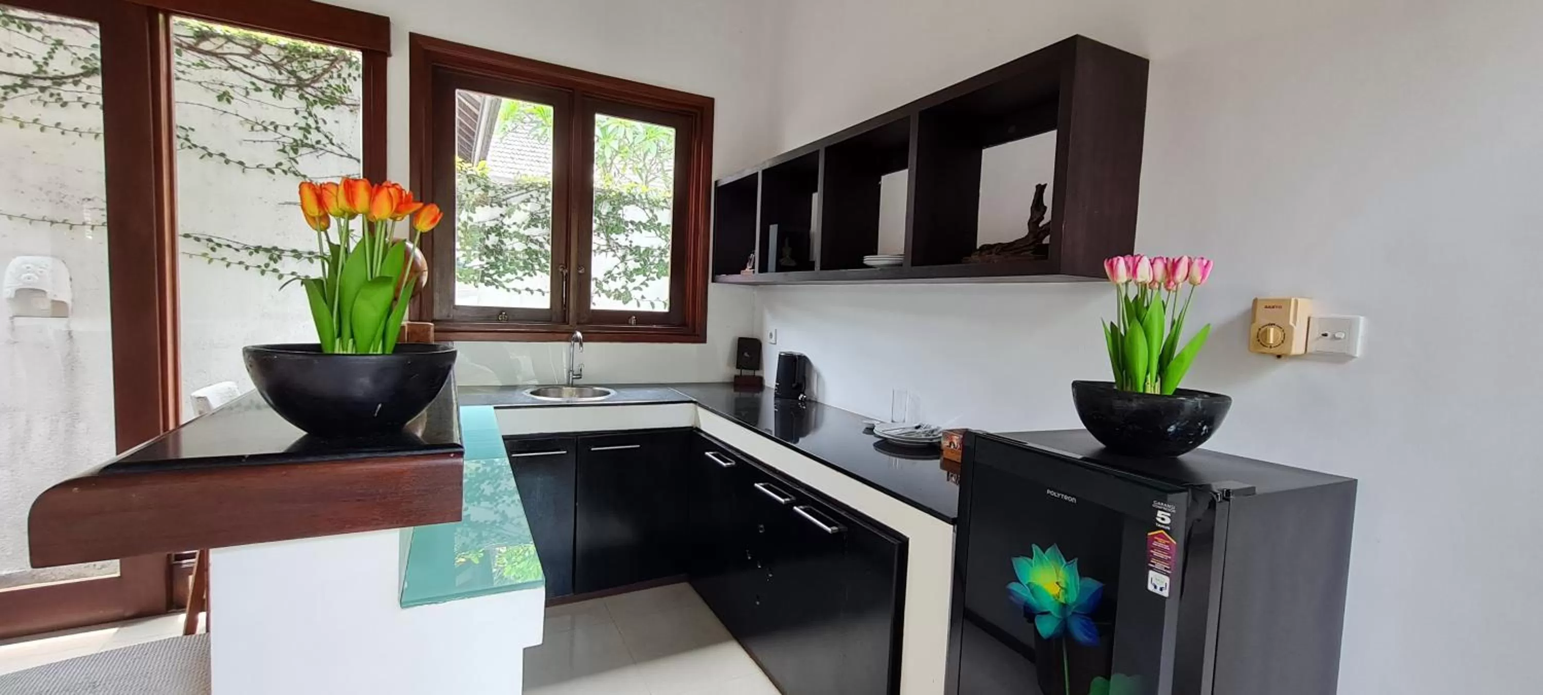 Kitchen or kitchenette in The Trawangan Resort